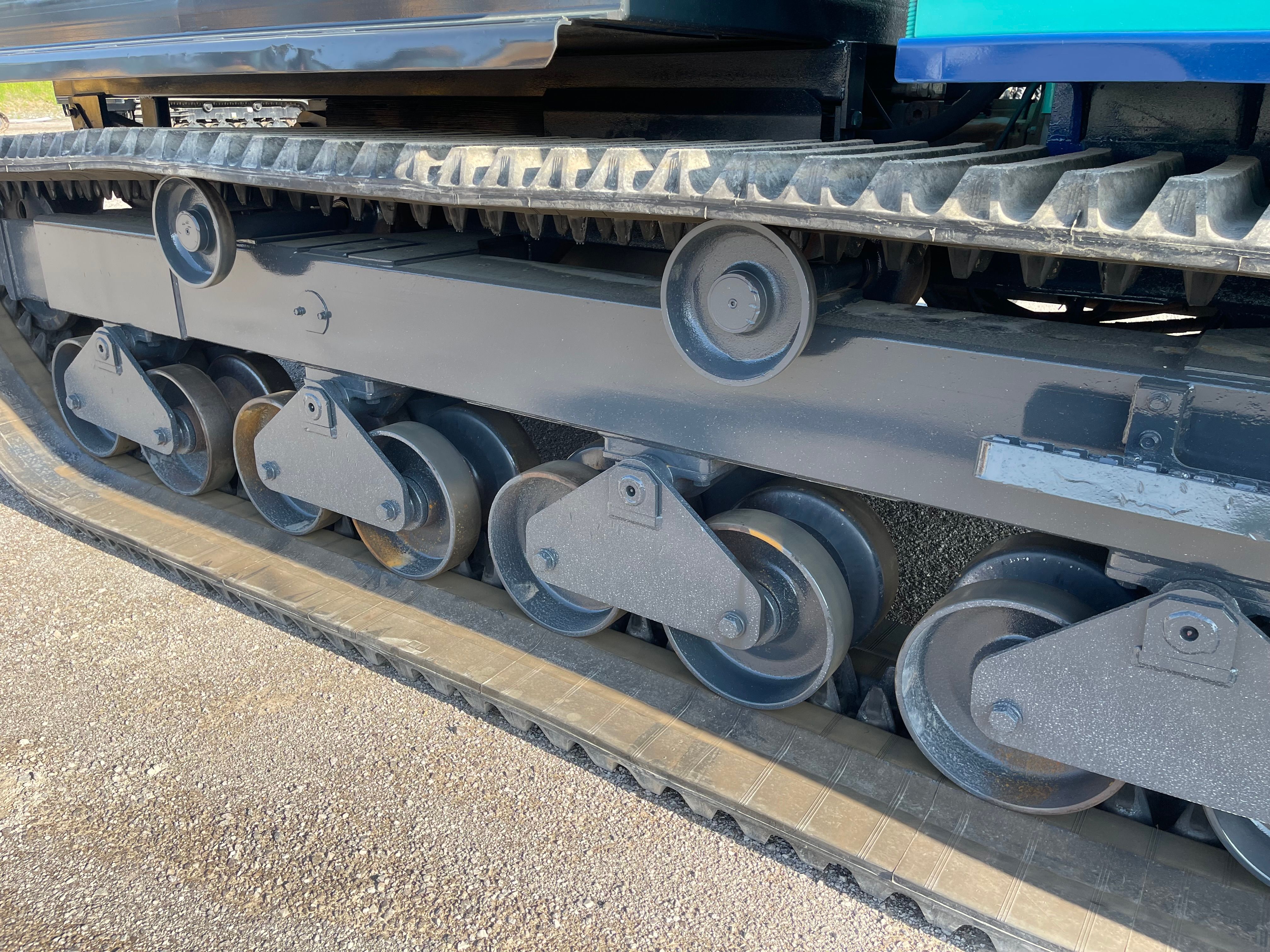 2008 IHI IC70-2 Photo 8 Thumbnail