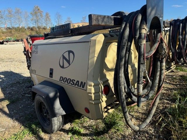 2023 DOOSAN P185 Photo 4 Thumbnail