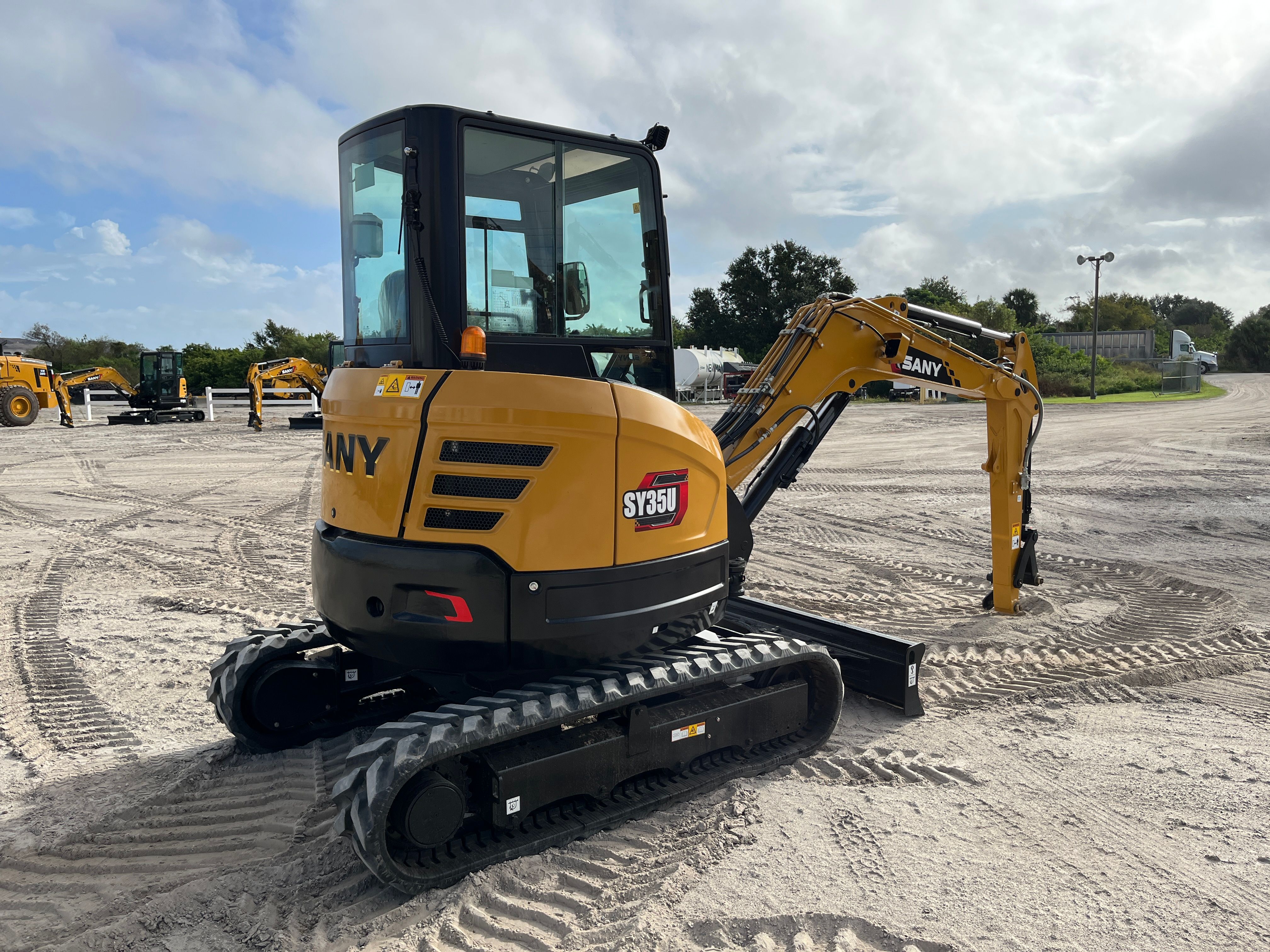 2025 SANY SY35U-CABA Photo 4 Thumbnail