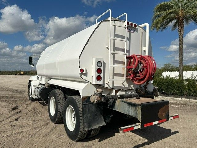 2020 KENWORTH T370 WATER Photo 3 Thumbnail