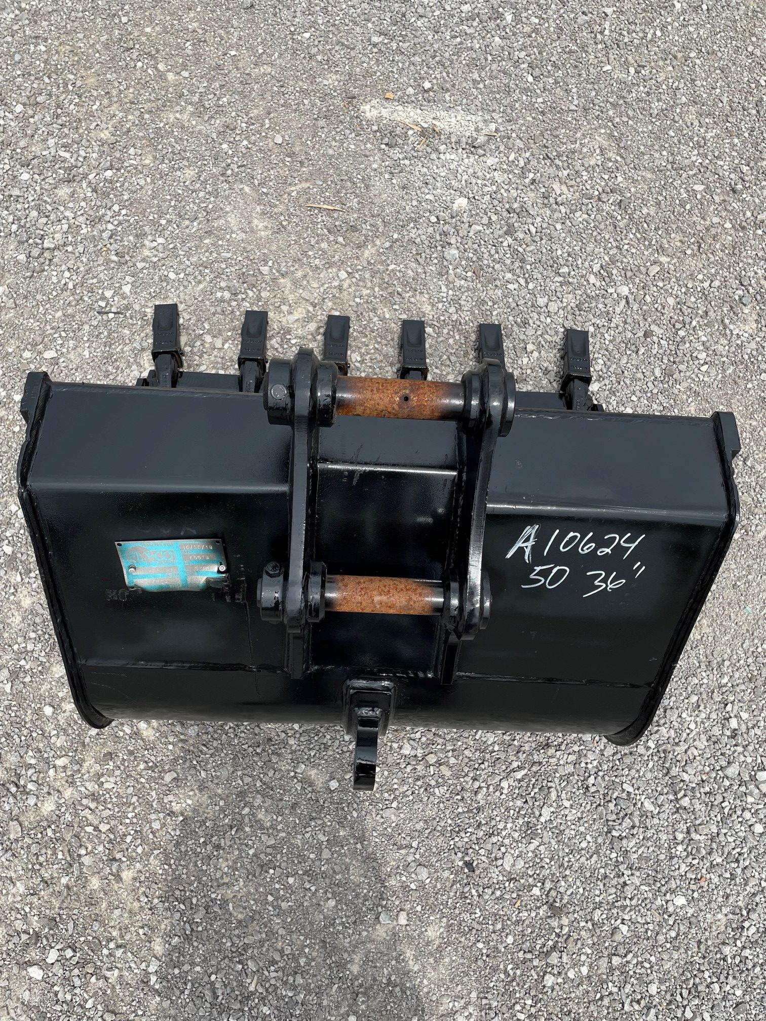 36" EXCAVATOR DIGGING BUCKET 45MM PIN Photo 3 Thumbnail