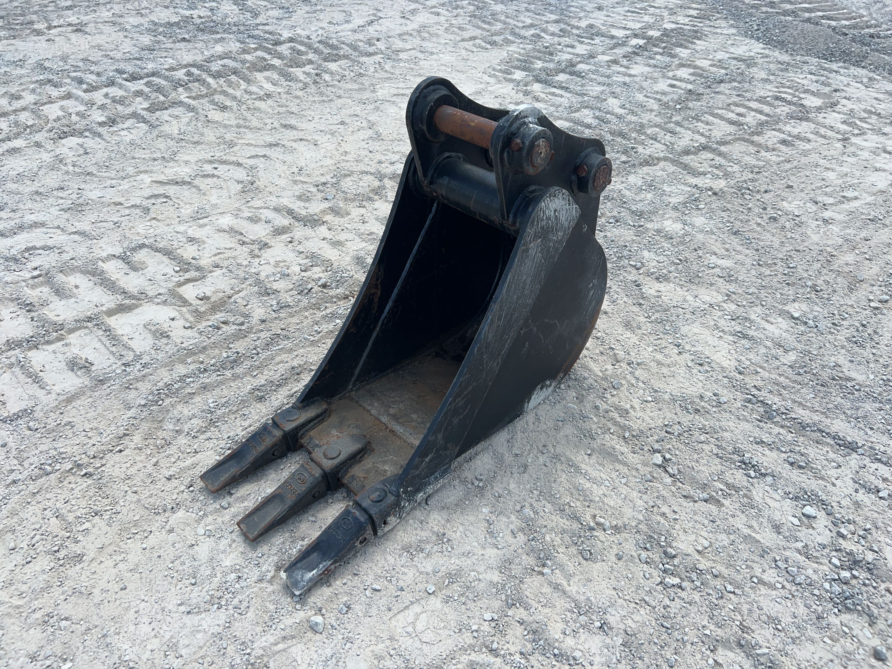 Equipment Photo - EQ6870