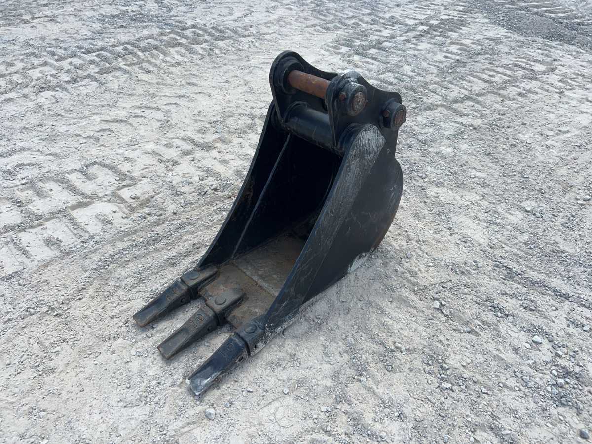 Equipment Photo - EQ6870