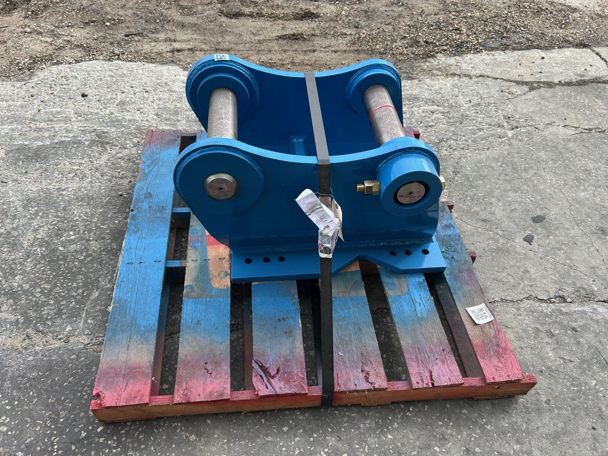 SY265C MOUNT BRACKET FOR OKADA RDC32S CRUSHER Photo 2 Thumbnail