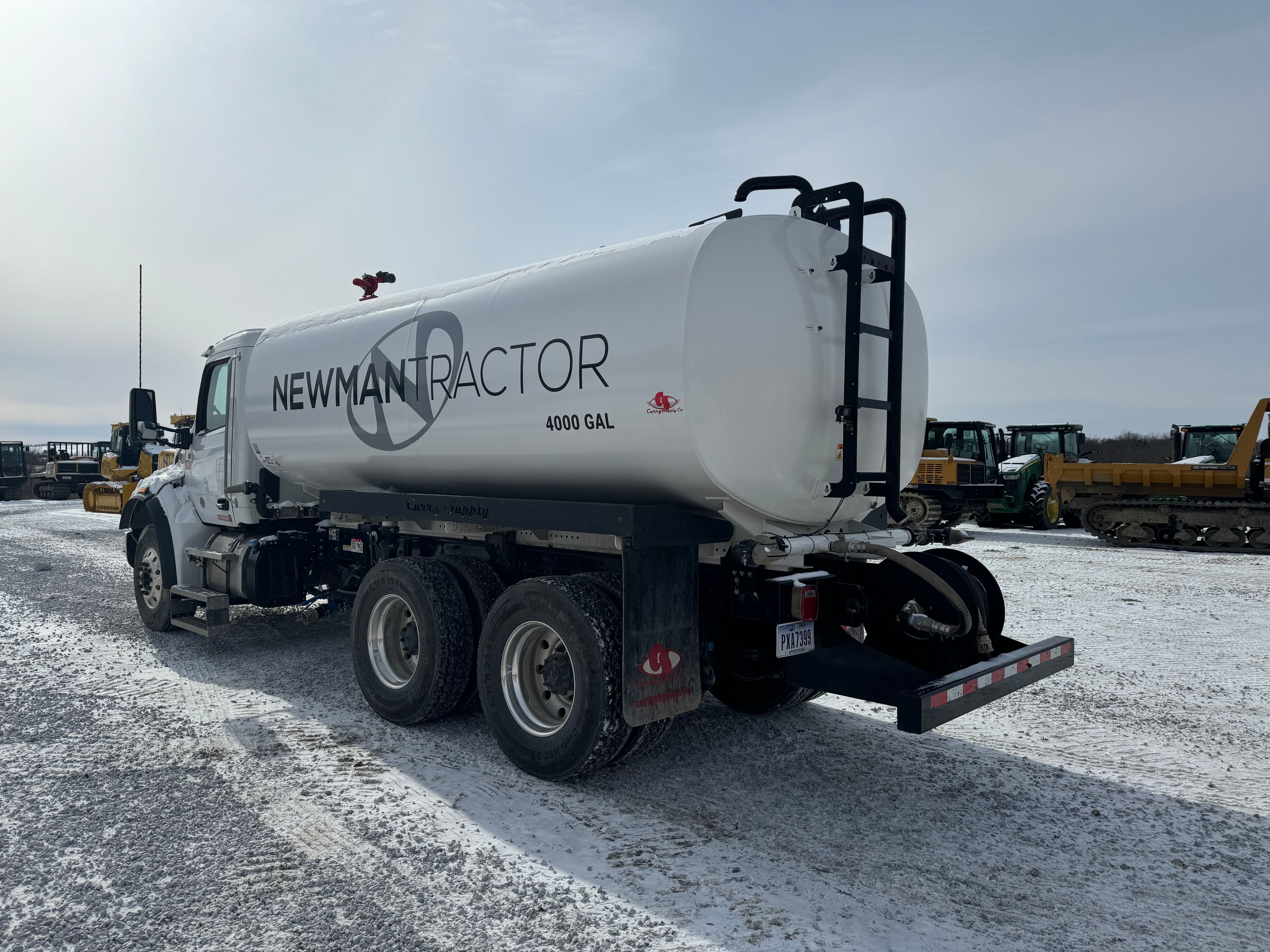 2025 PETERBILT 548 WATER Photo 4 Thumbnail