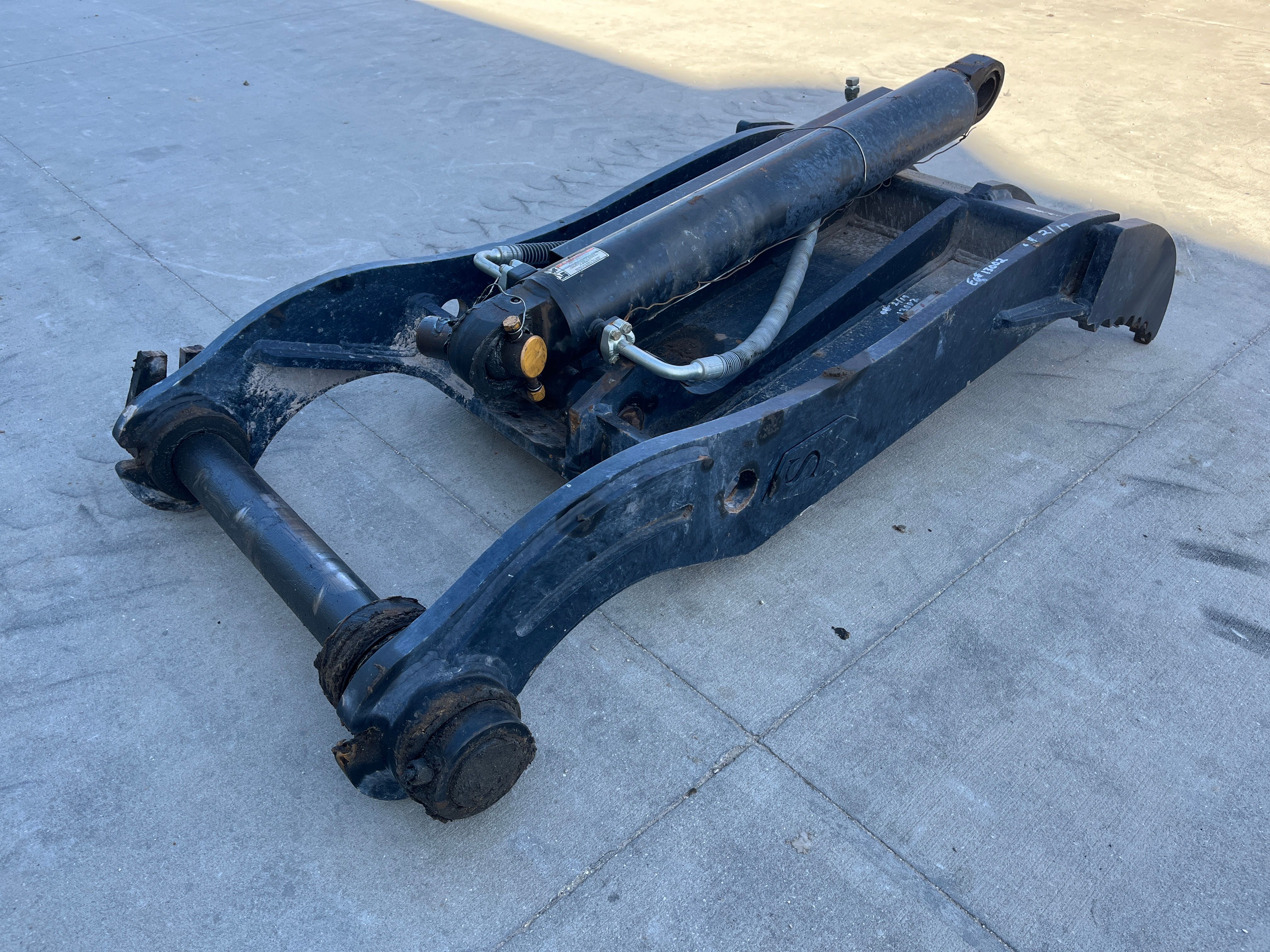 SHORT THUMB FOR SY365C Photo 3 Thumbnail