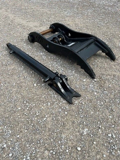 THUMB FOR SY35U (FOR USE W/ QUICK COUPLER) Photo 3 Thumbnail