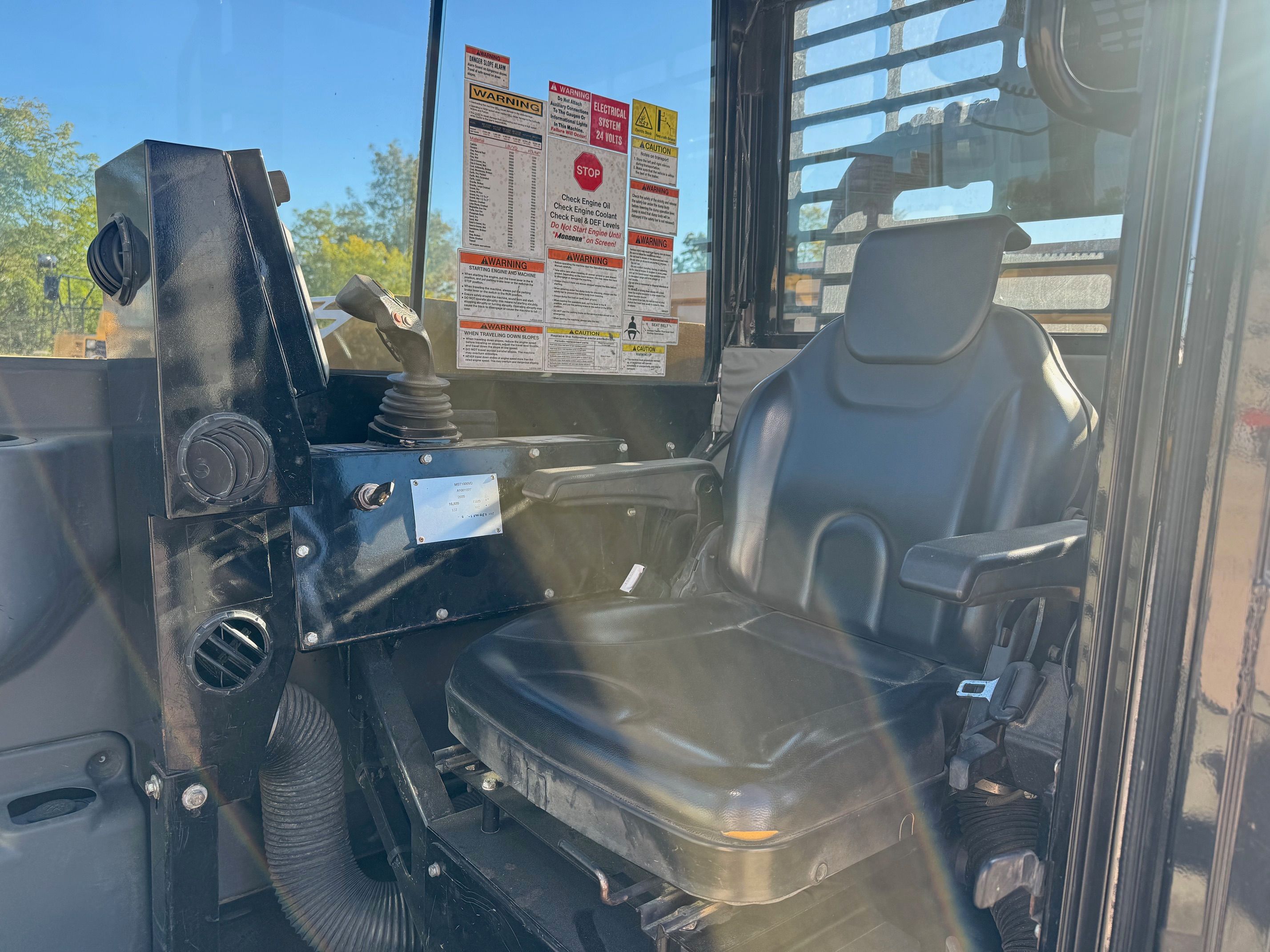 2020 MOROOKA MST 1000VD Photo 7 Thumbnail