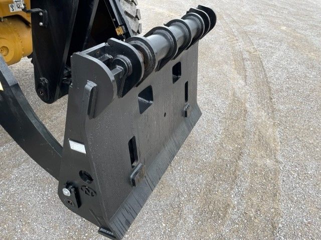 HYDRAULIC QUICK COUPLER FOR SW405K Photo 3 Thumbnail