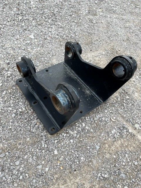 SY80U MOUNT BRACKET FOR 41" HIGH INERTIA MULCHER Photo 2 Thumbnail
