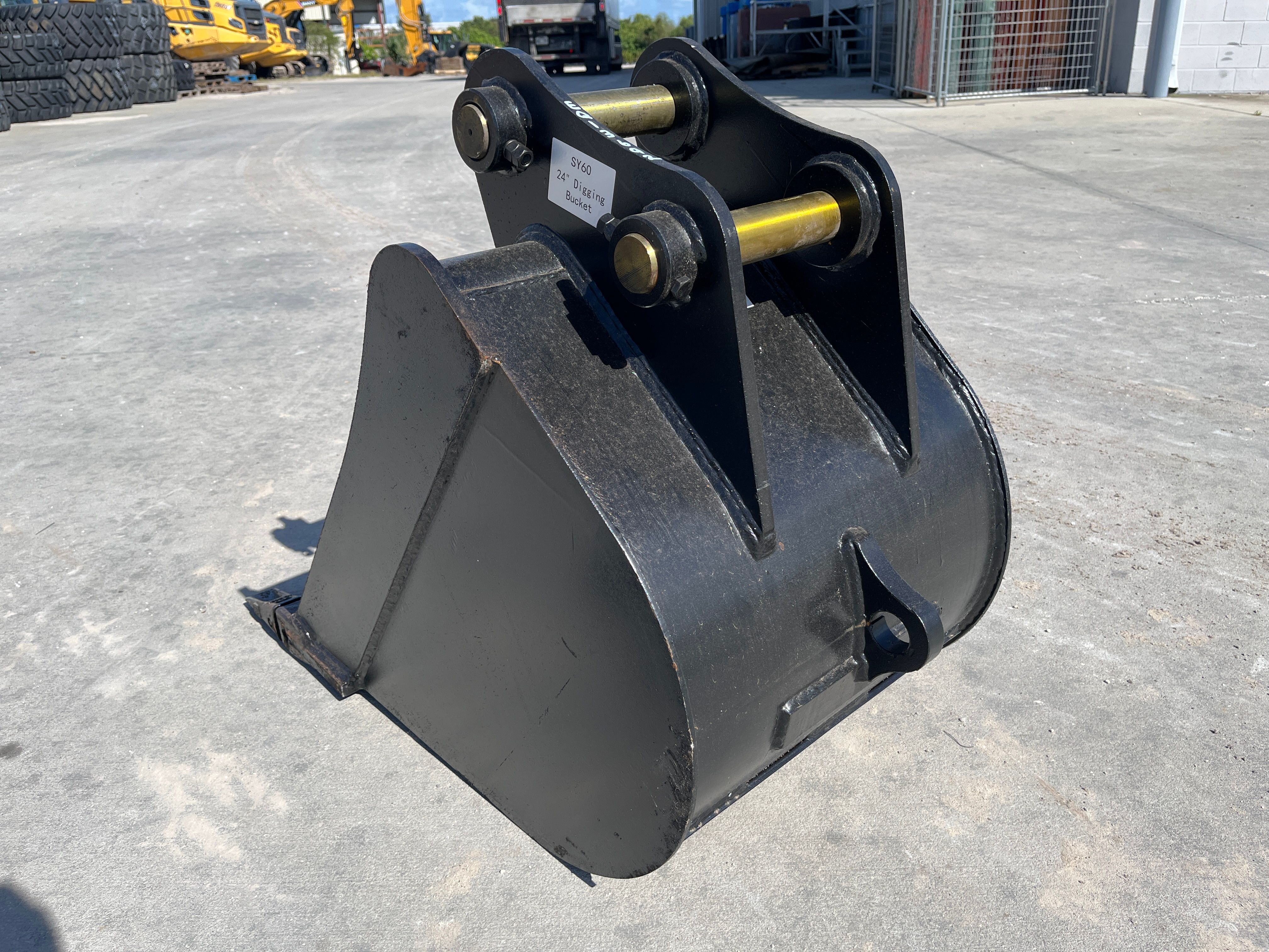 24" BUCKET FOR SY60C Photo 2 Thumbnail