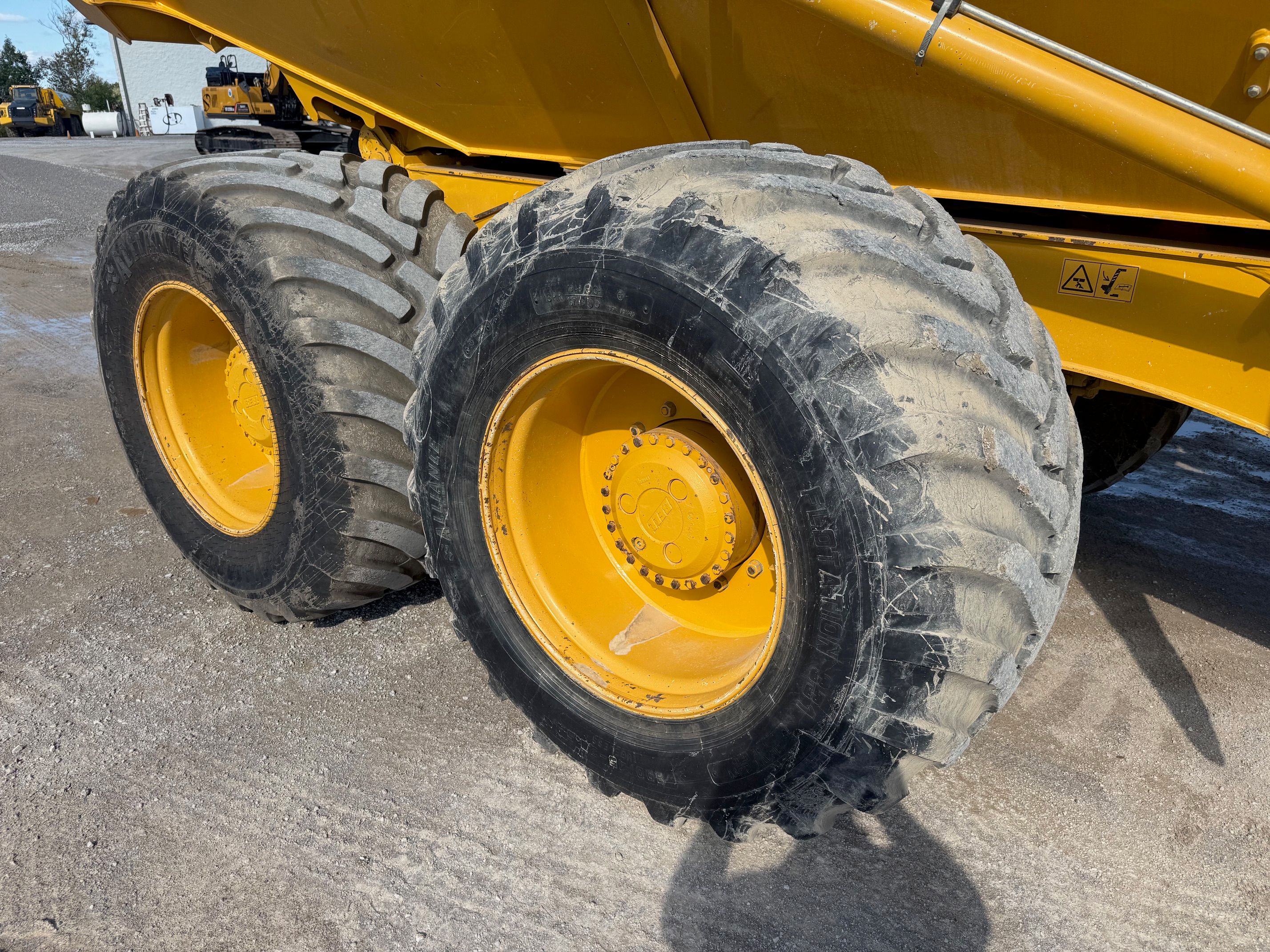 2019 BELL B20E Photo 6 Thumbnail