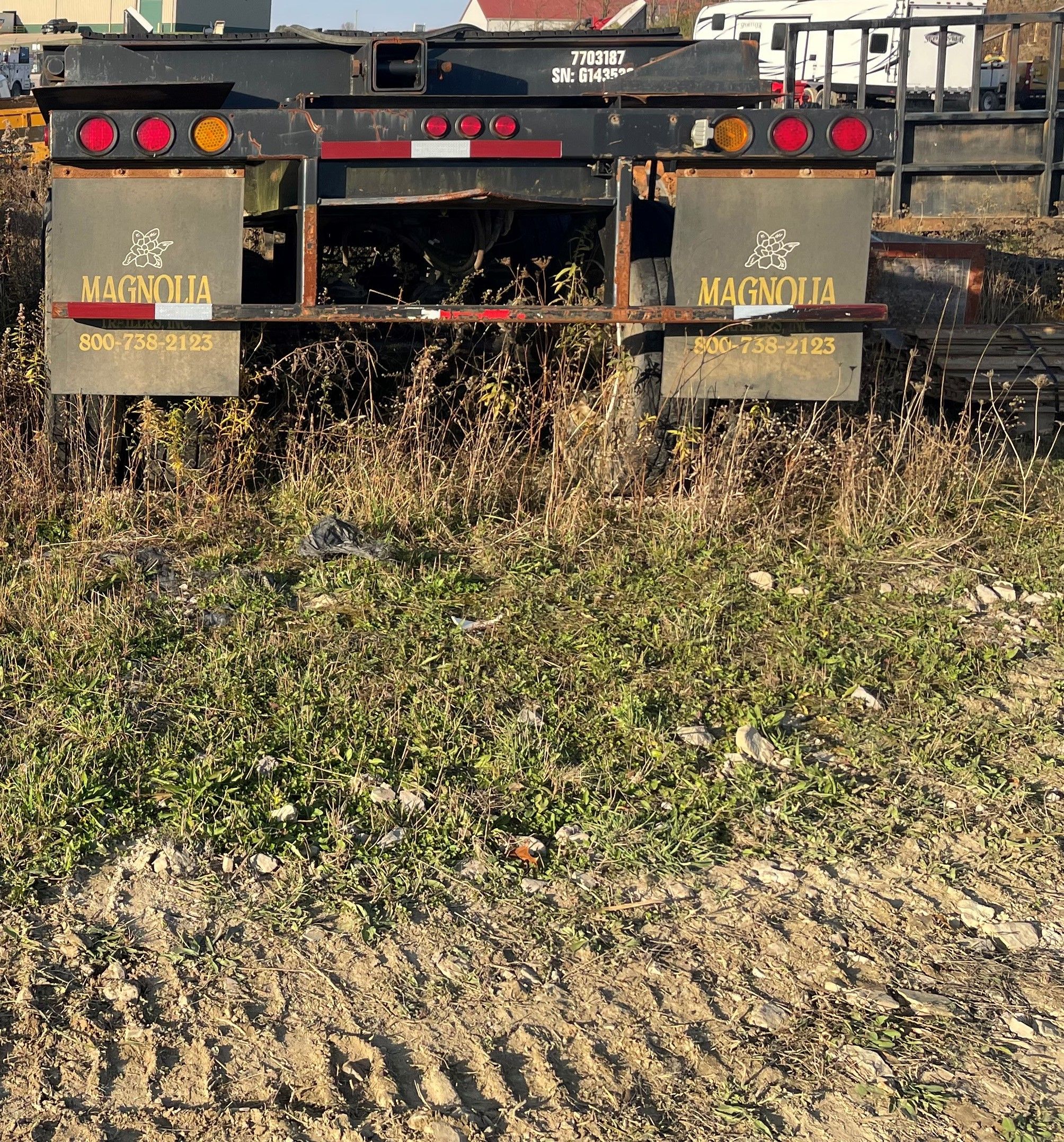 POLE TRAILER Photo 3 Thumbnail