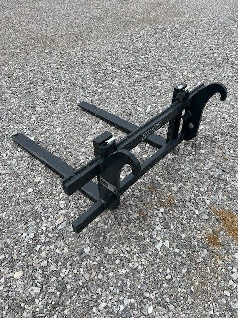 MECALAC AX1000 WHEEL LOADER FORKS Photo 4 Thumbnail