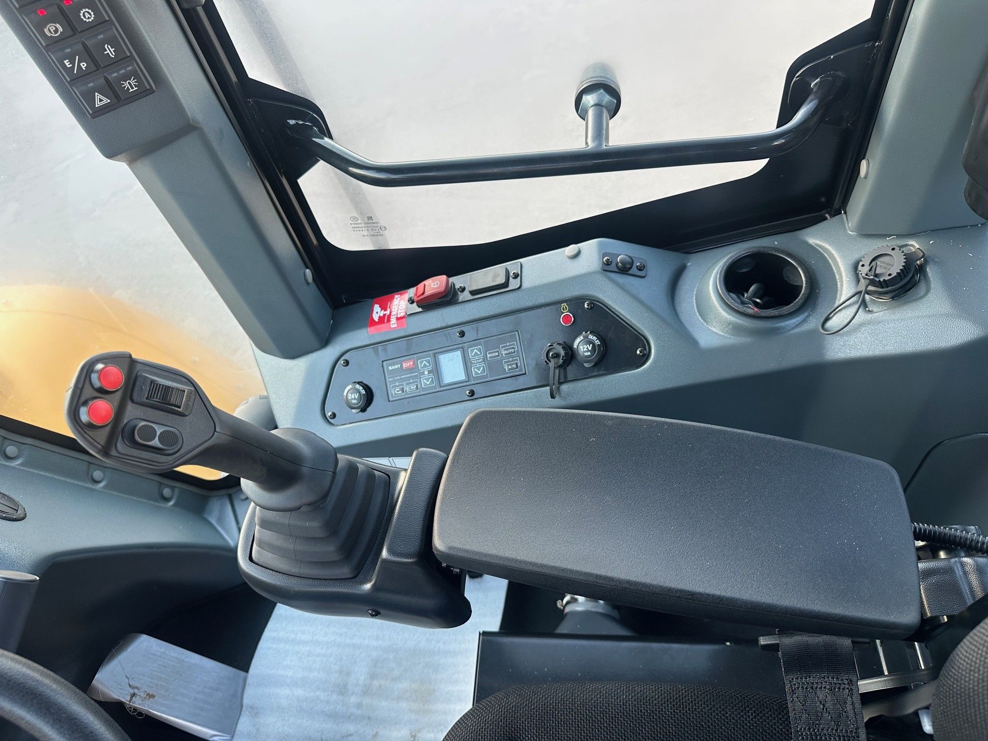 2025 SANY SW405K Photo 9 Thumbnail