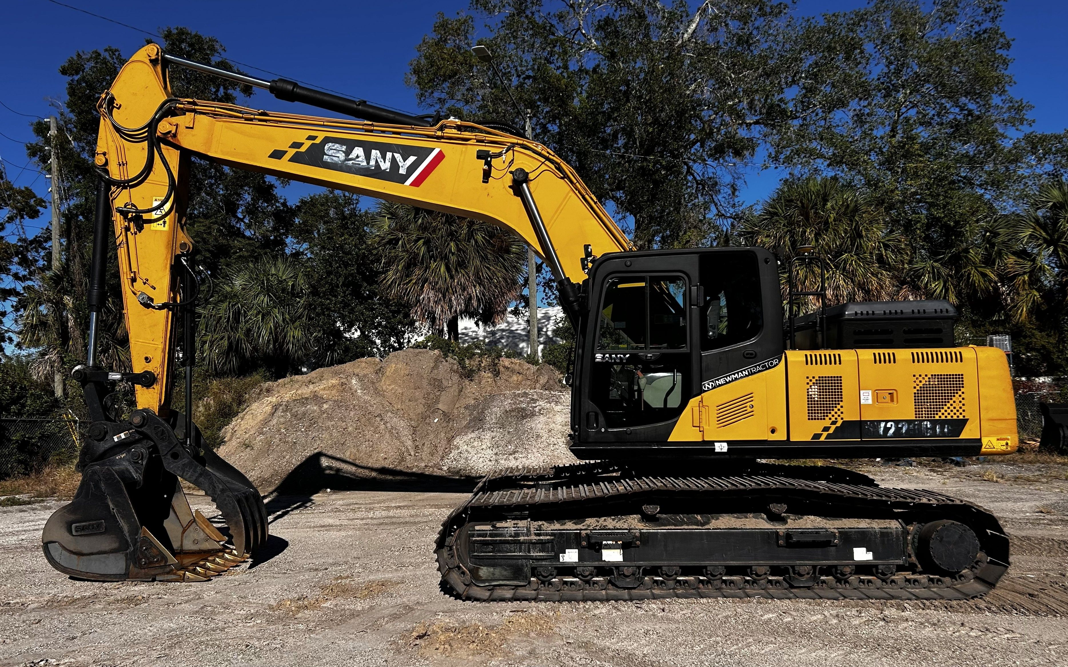 2020 SANY SY225C Photo 2 Thumbnail