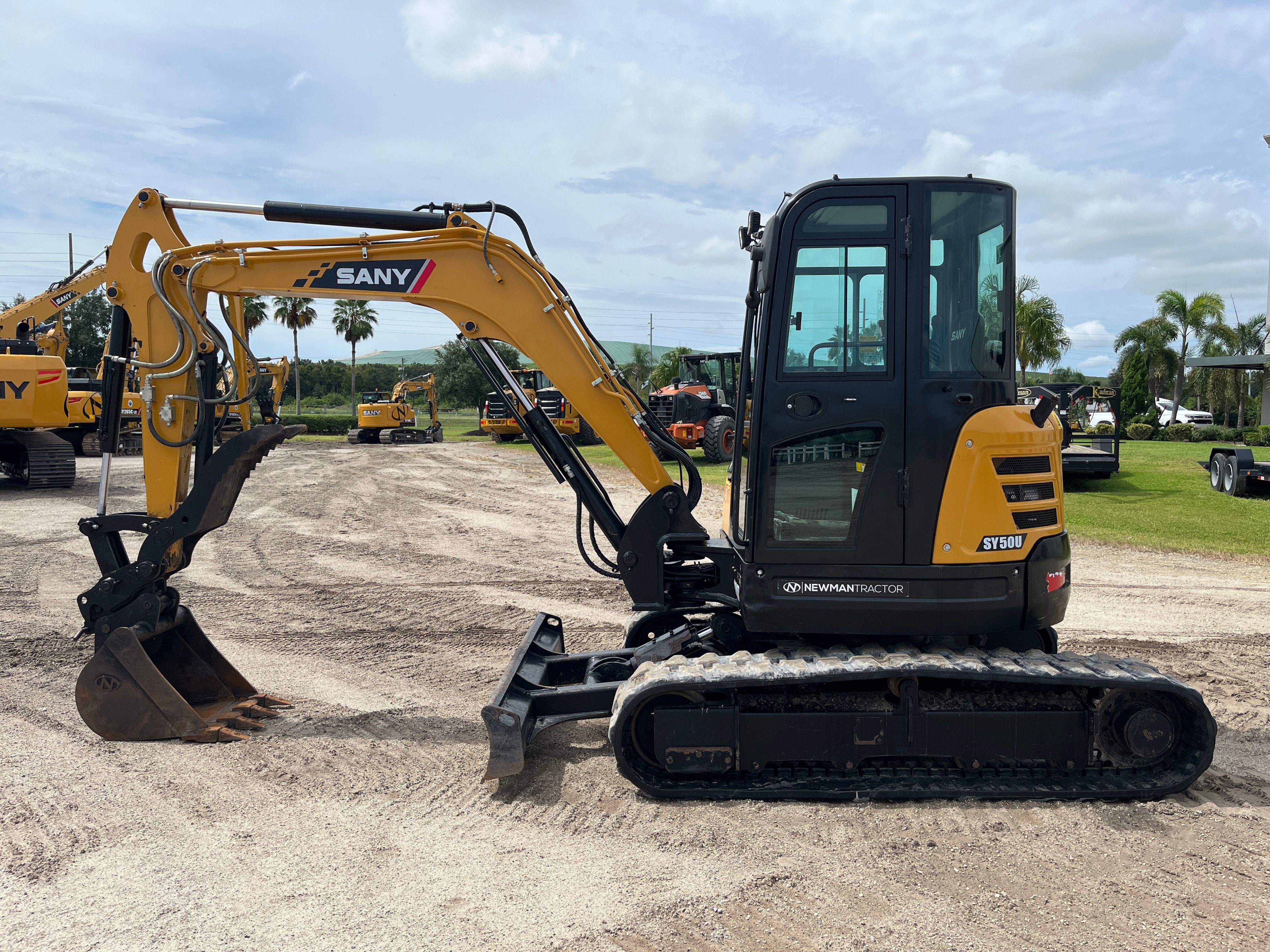 2023 SANY SY50U Photo 2 Thumbnail