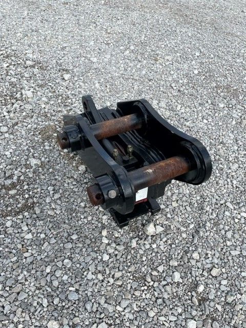 HYDRAULIC QUICK COUPLER FOR SY60C Photo 2 Thumbnail