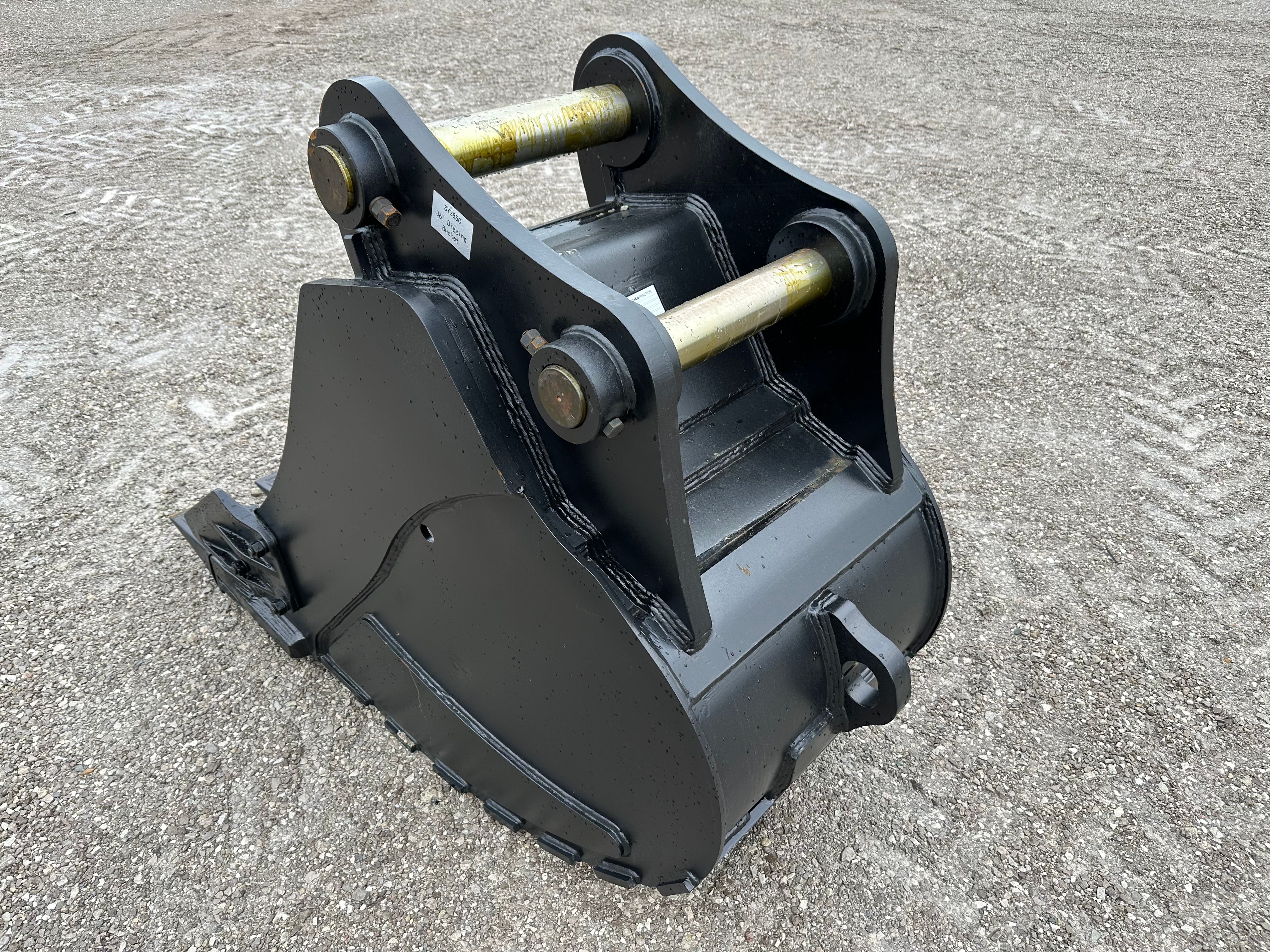 36" BUCKET FOR SY385C Photo 1 Thumbnail