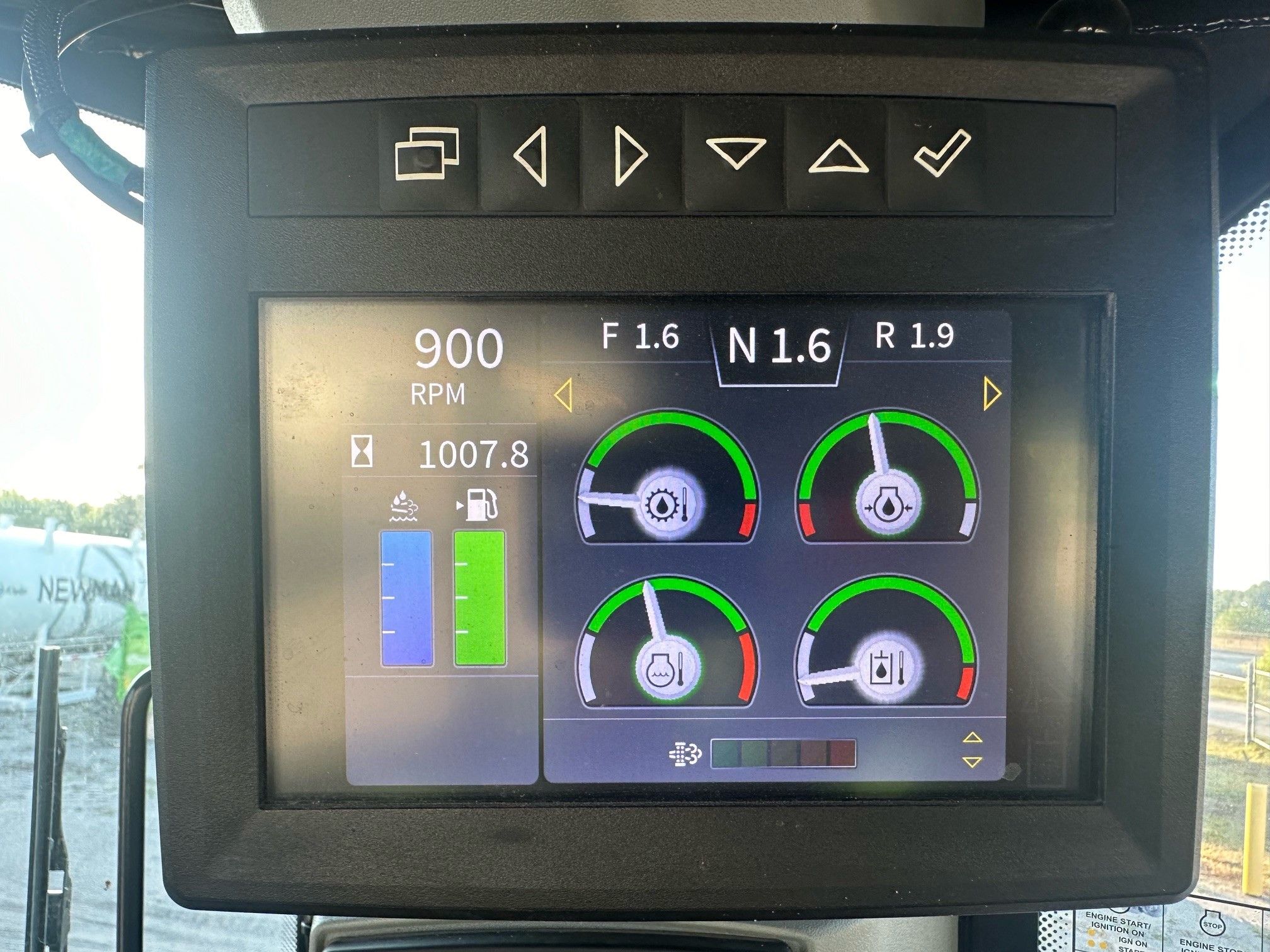 2023 JOHN DEERE 850L WLT Photo 11 Thumbnail