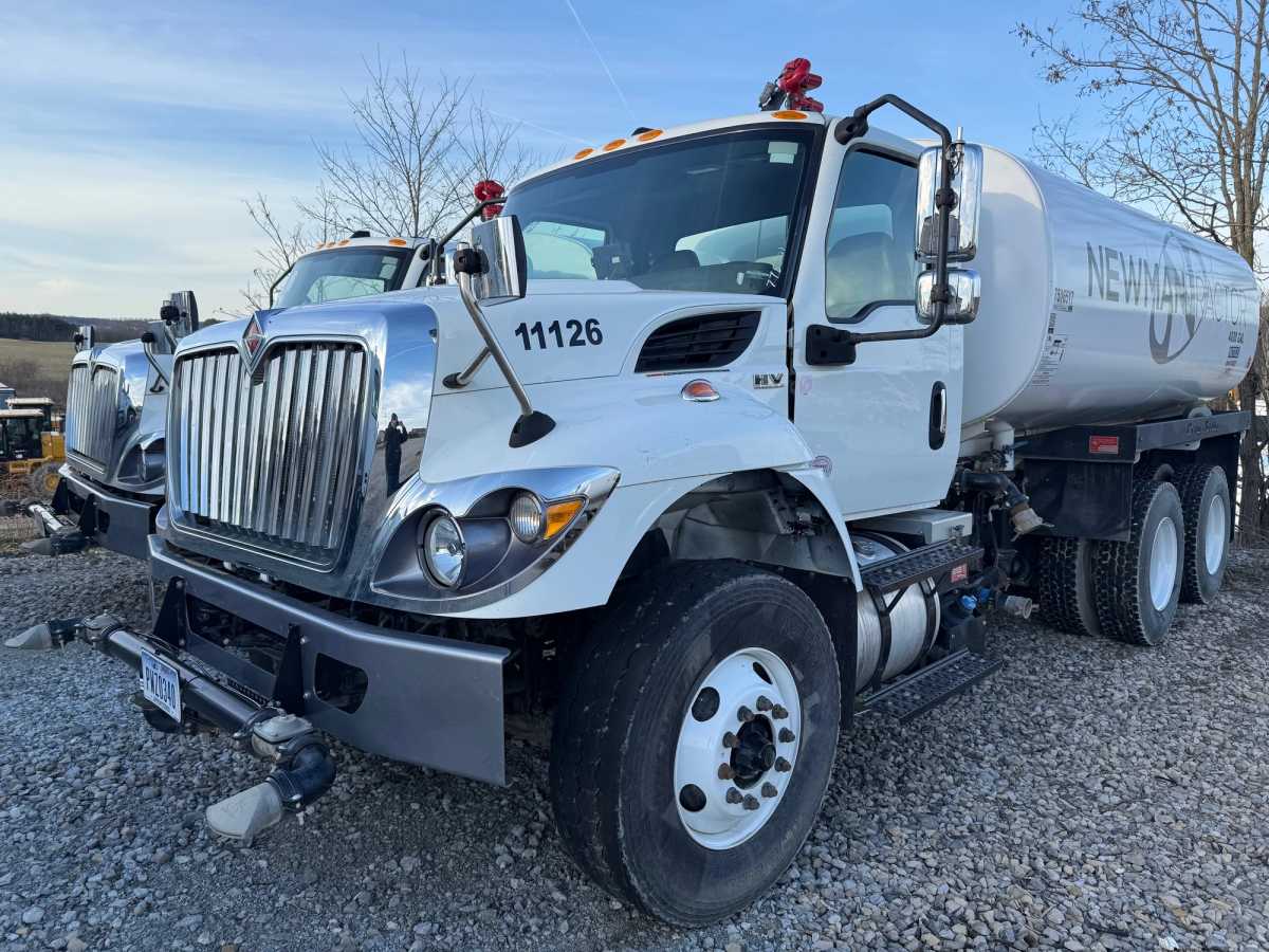 2024 INTERNATIONAL INTERNATIONAL HV607 4K GAL WATER TRUCK W/ CANNON Photo 1