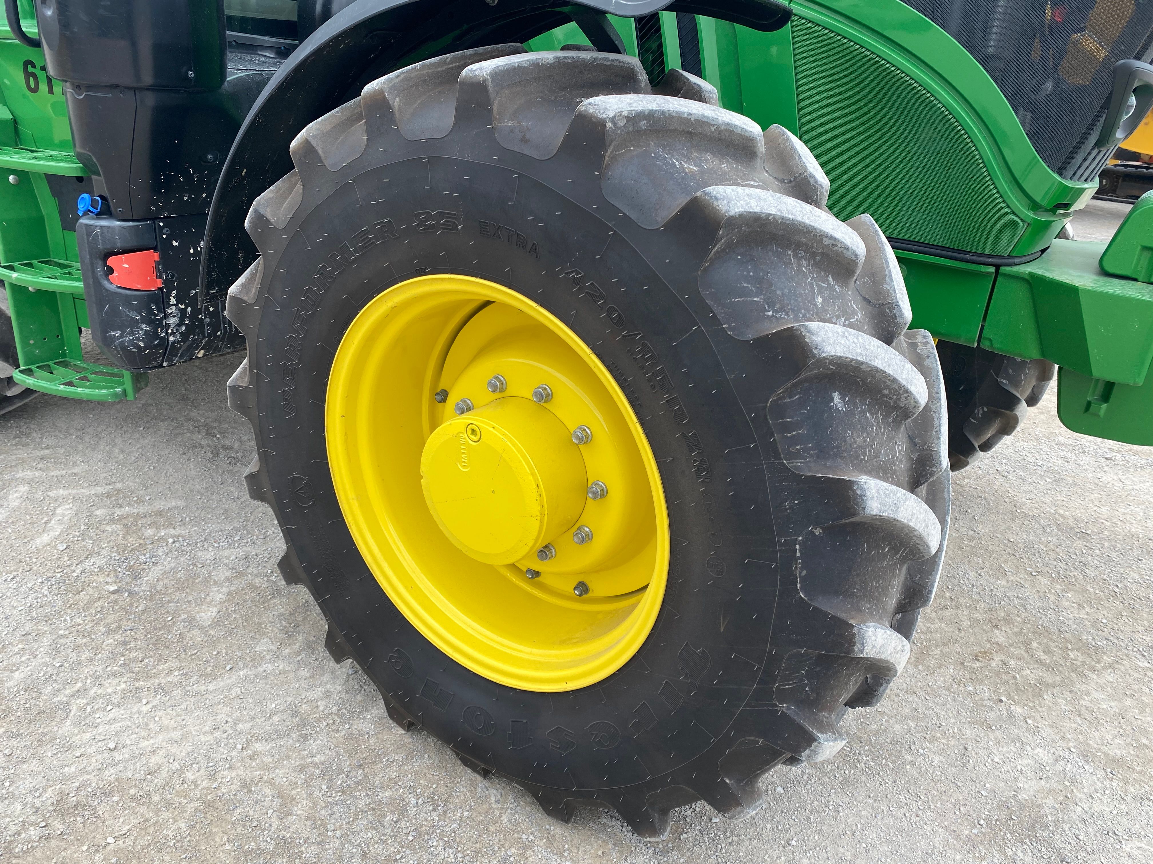 2021 JOHN DEERE 6155M Photo 7 Thumbnail