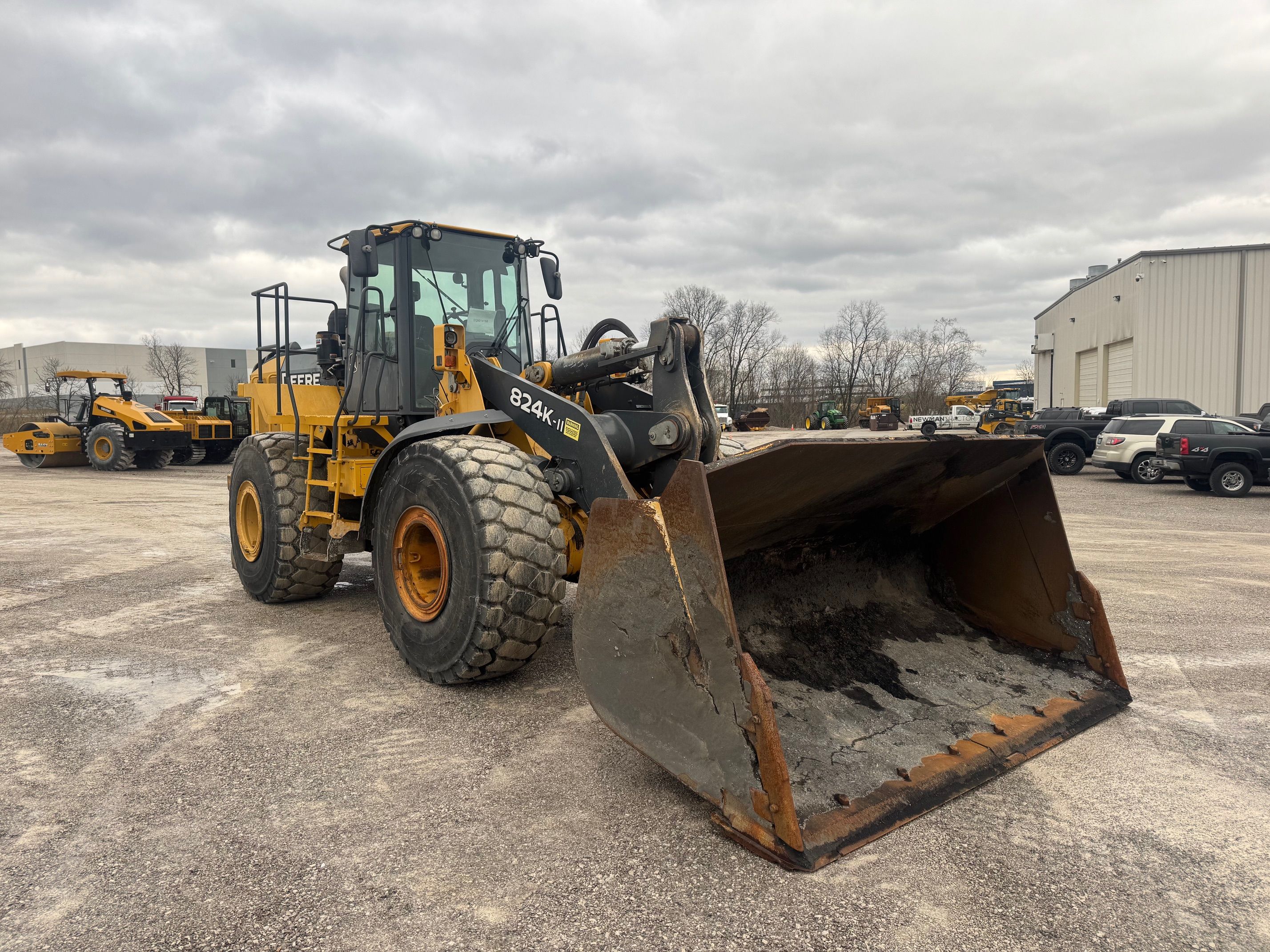 2015 JOHN DEERE 824K II Photo 6 Thumbnail