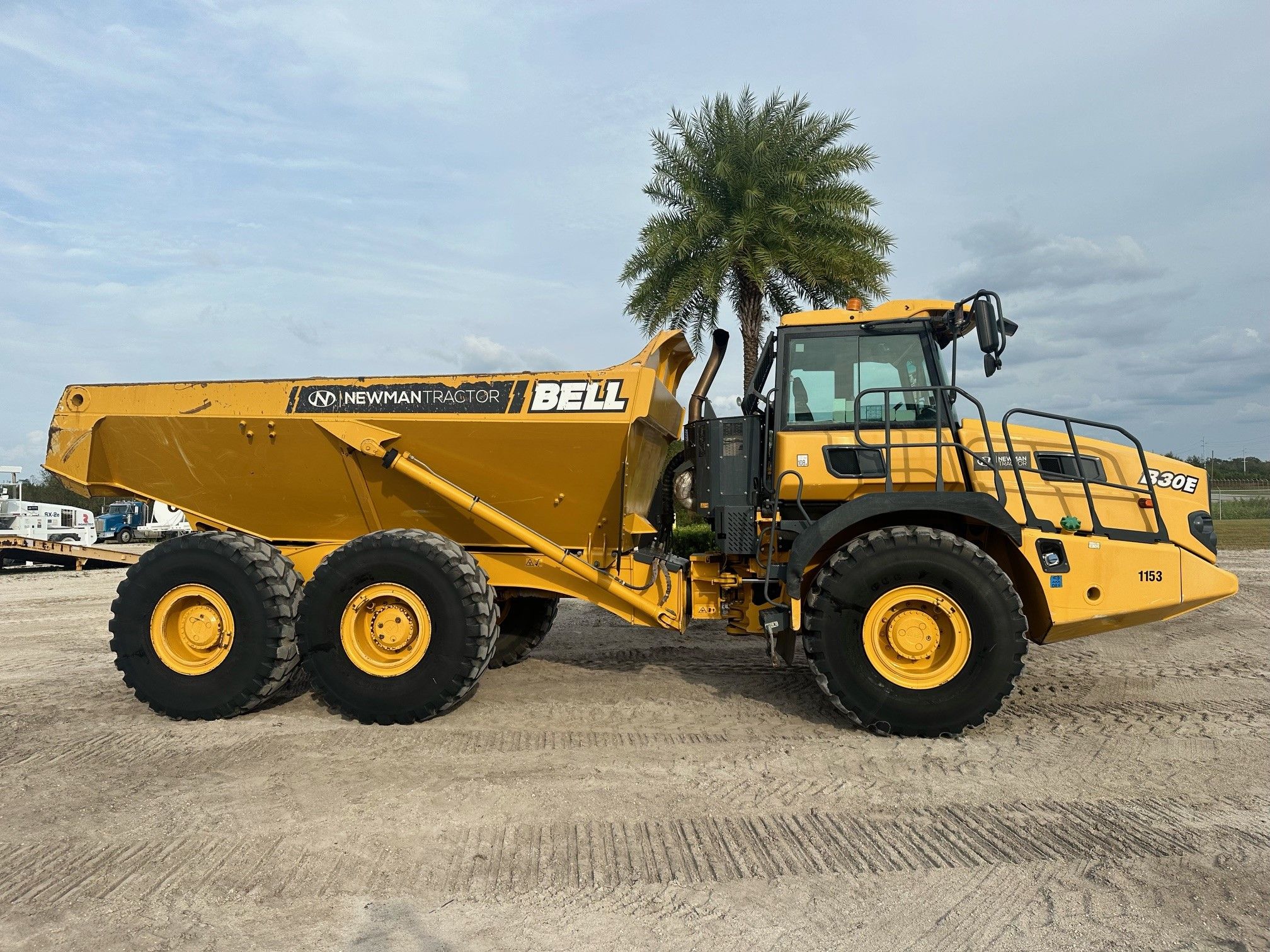 2020 BELL B30E Photo 5 Thumbnail