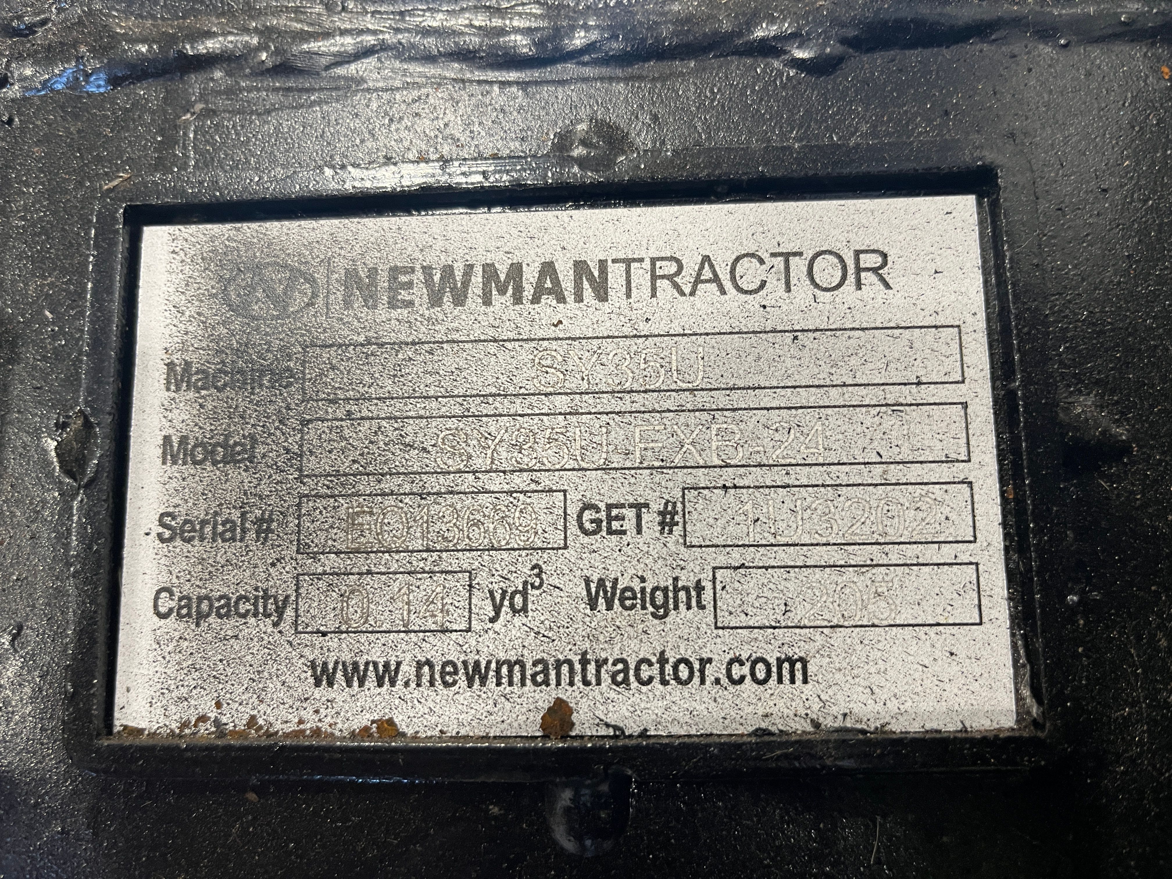 24" BUCKET FOR SY35U Photo 5 Thumbnail