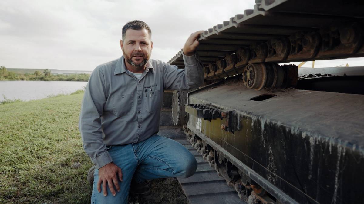 Newman Tractor Image