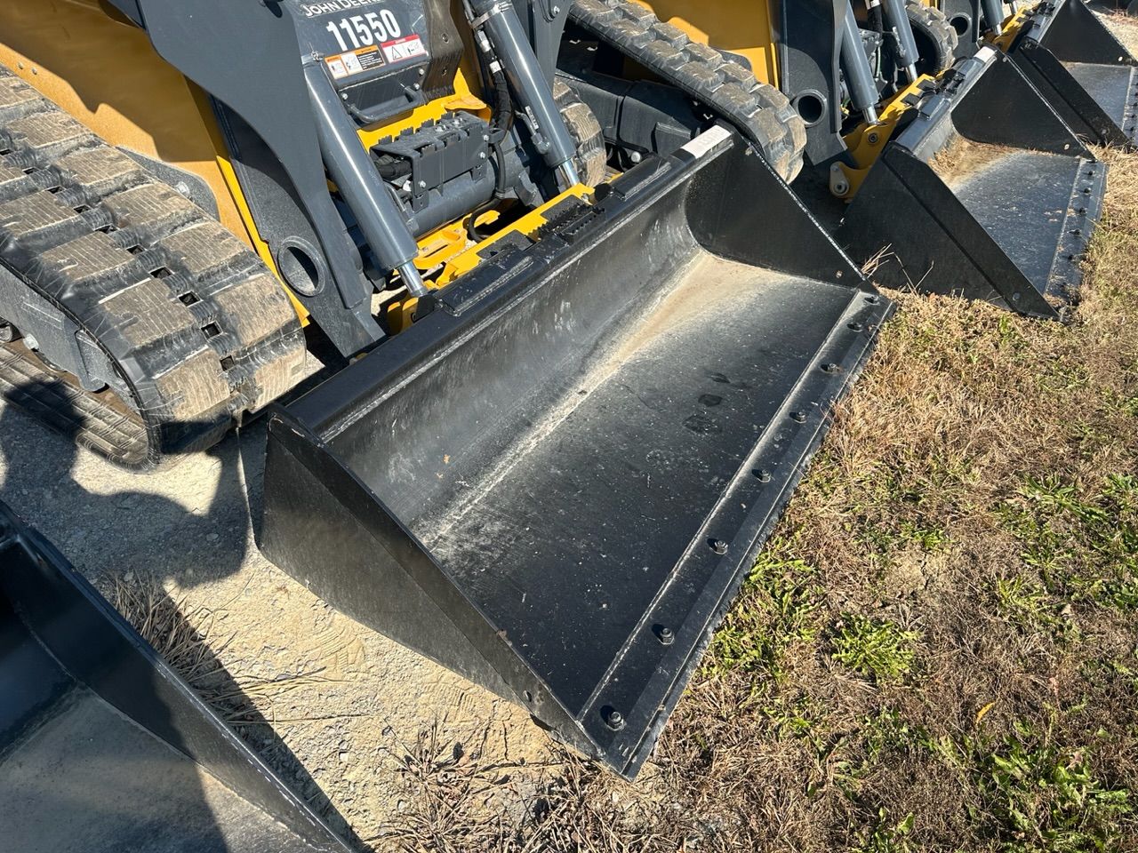 84" BUCKET FOR 333P Photo 2 Thumbnail