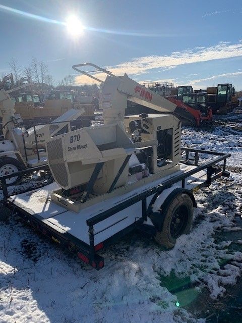 10' SINGLE AXLE TRAILER Photo 3 Thumbnail