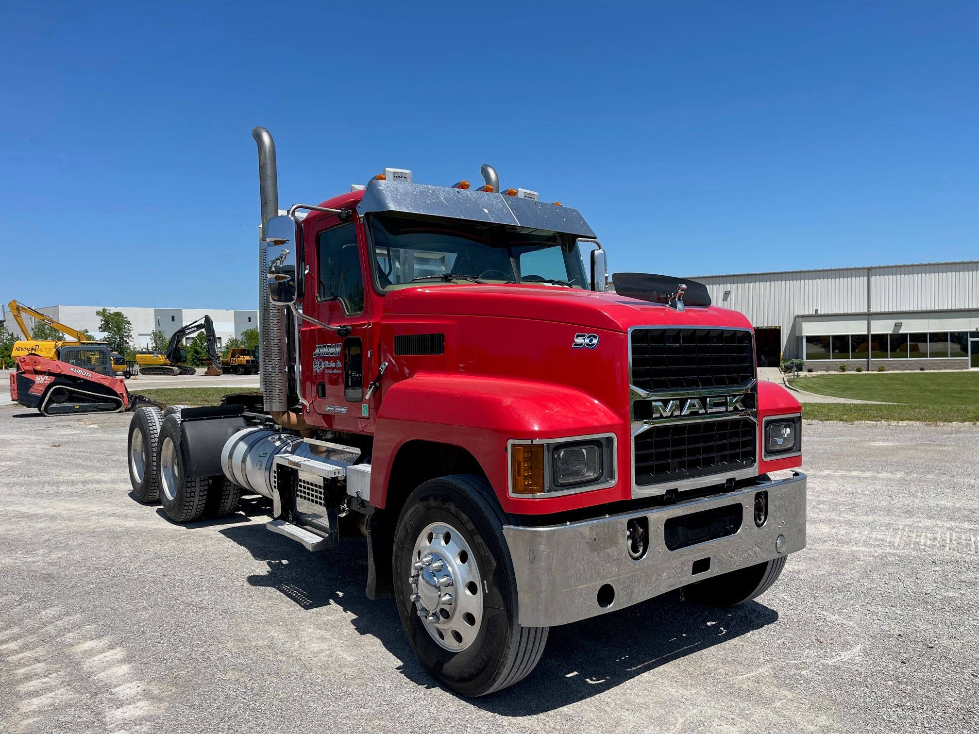 2021 MACK PI64T Photo 4 Thumbnail