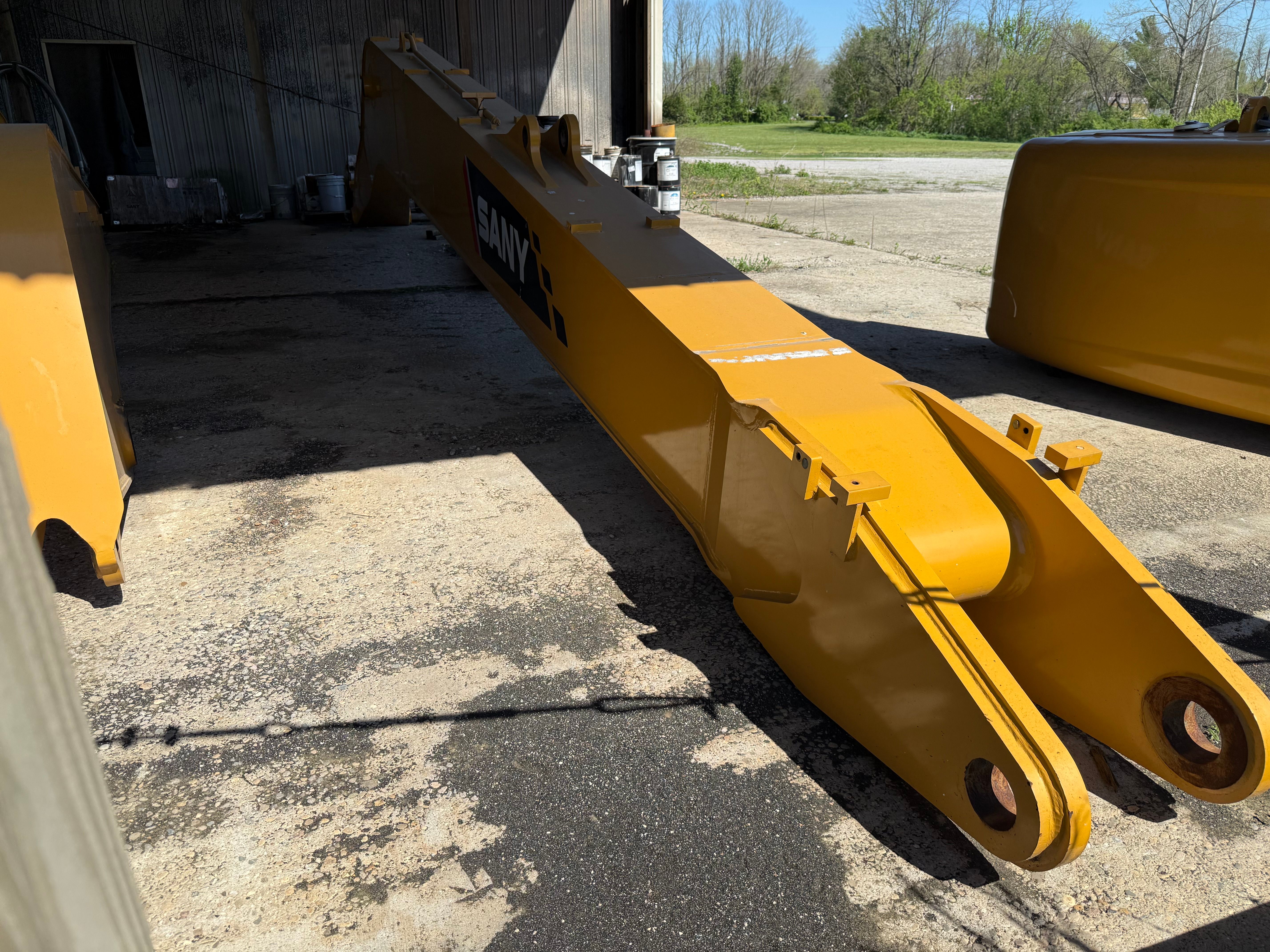 SANY SY235 LONG REACH (BOOM) Photo 1 Thumbnail