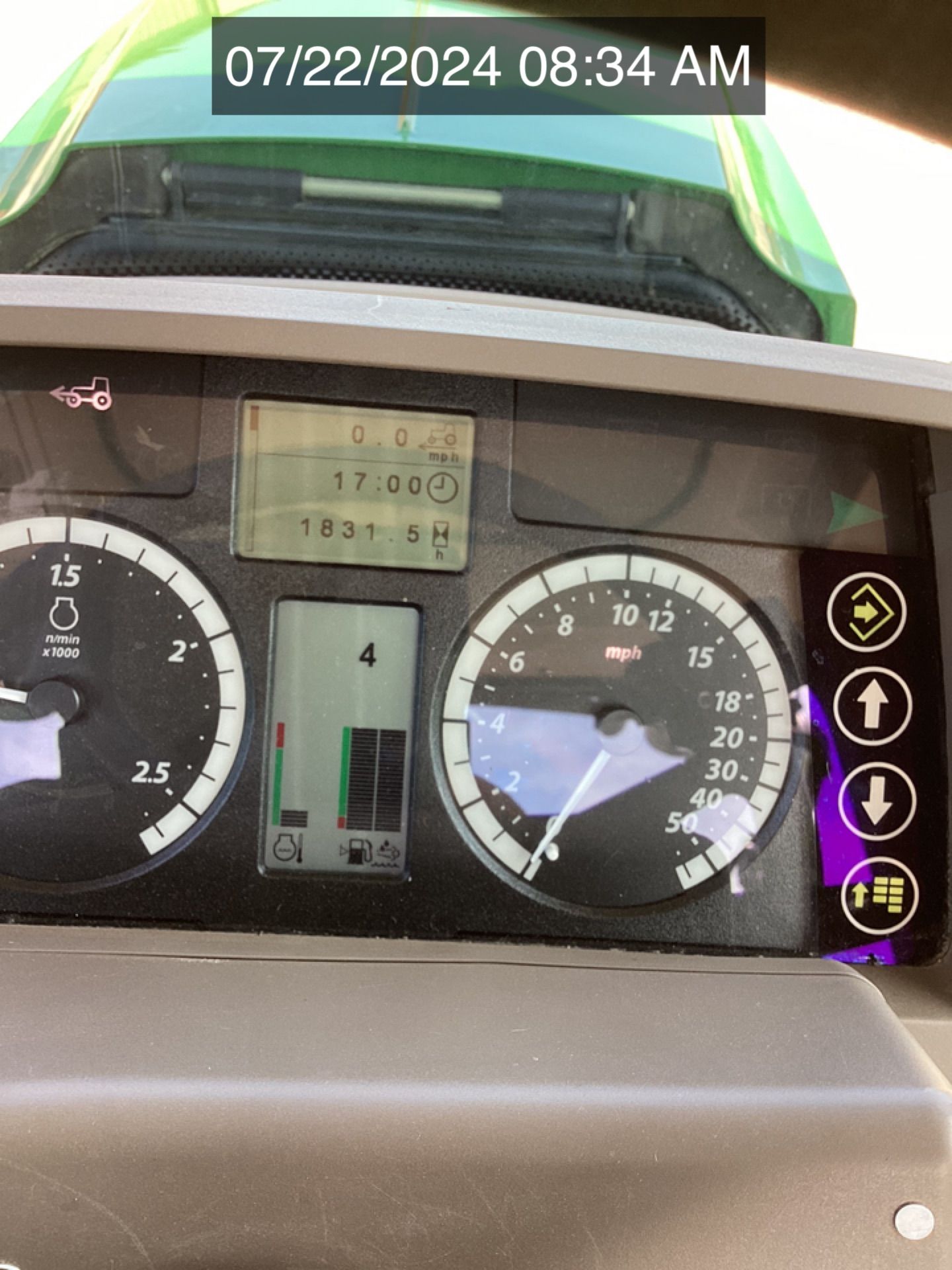 2017 JOHN DEERE 6195M Photo 1 Thumbnail