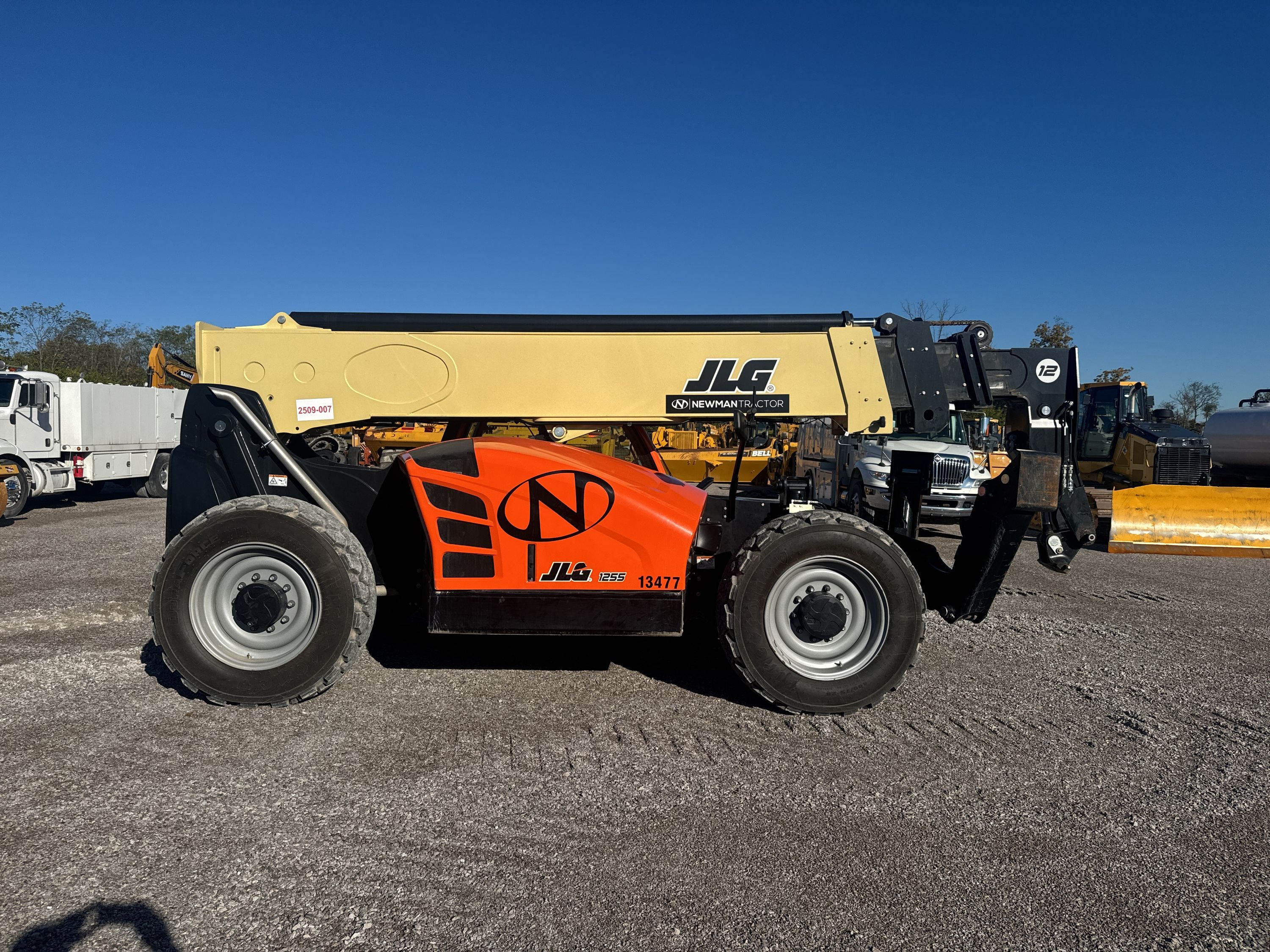 JLG 1255 60" TELEHANDLER FORKS Photo 6 Thumbnail