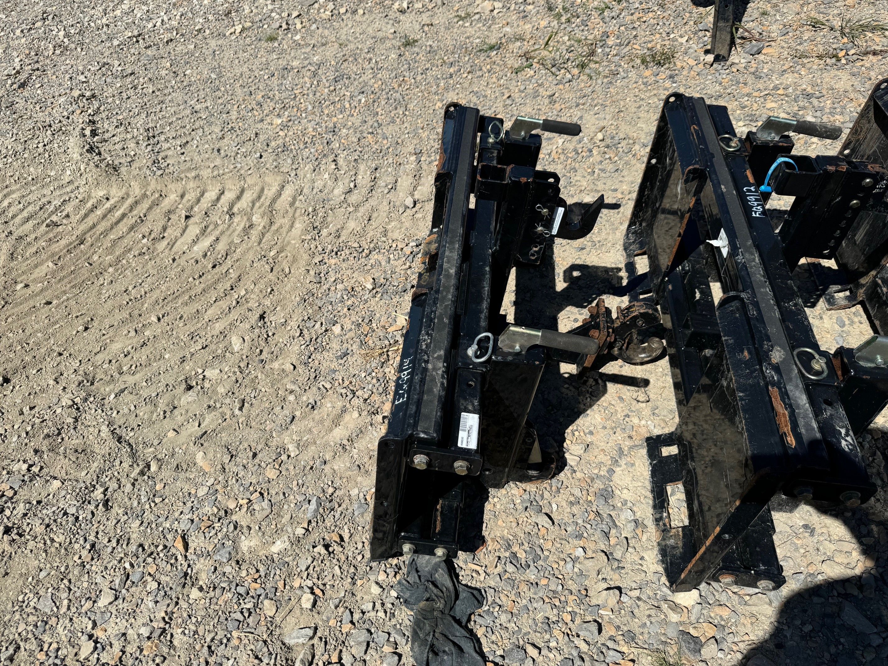 SKID STEER 3PT ADAPTER Photo 1 Thumbnail