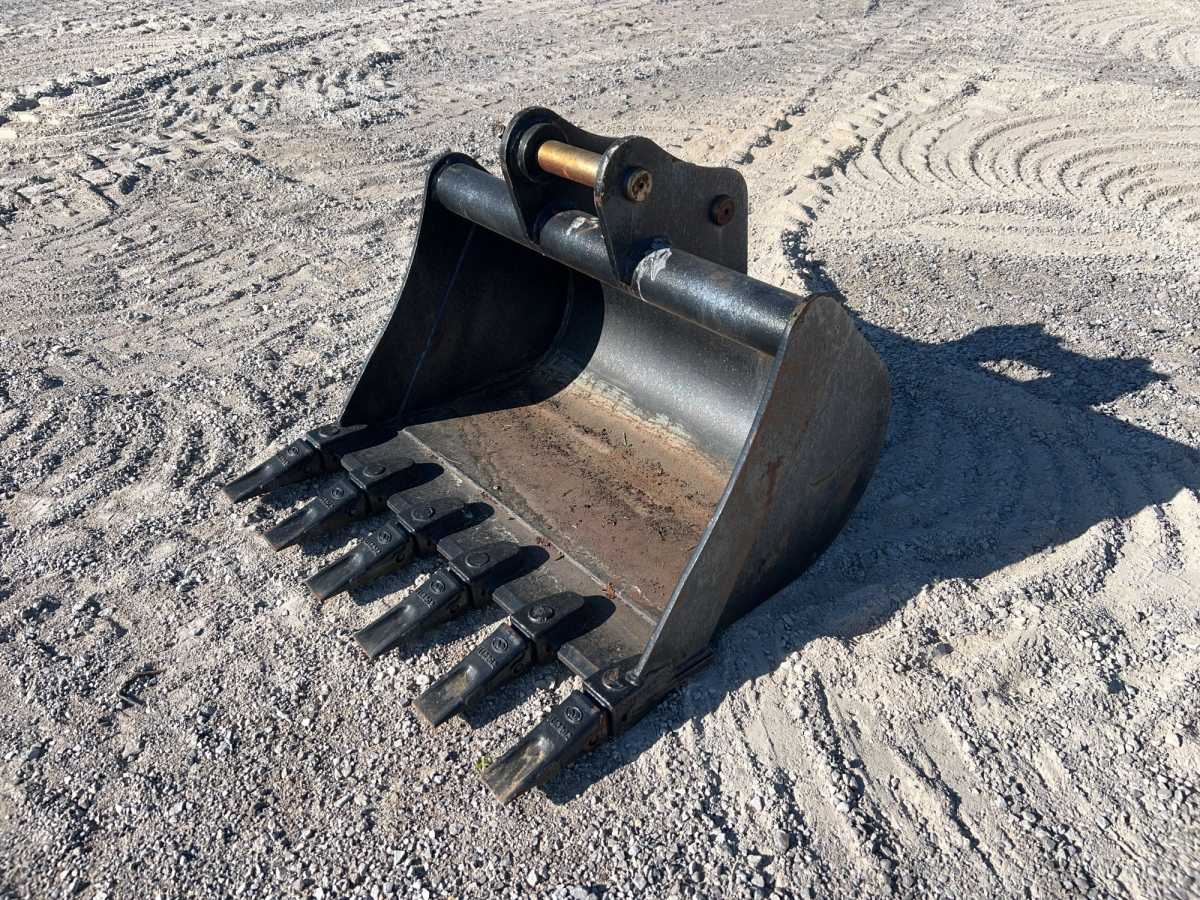 Equipment Photo - EQ3051