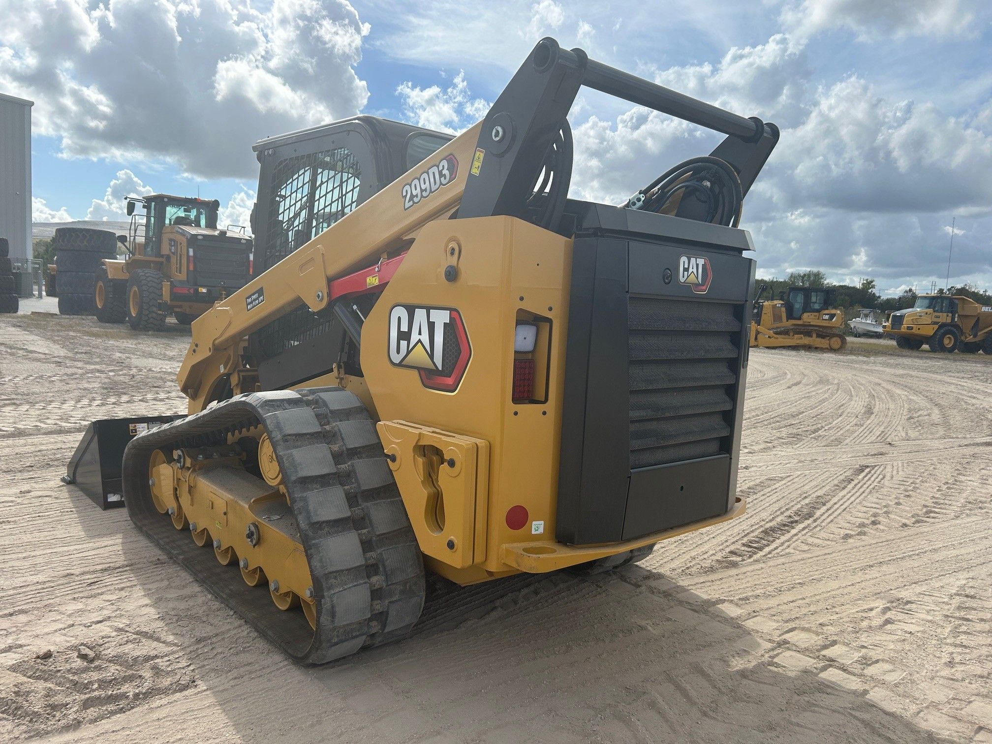 2024 CAT 299D3 Photo 3 Thumbnail