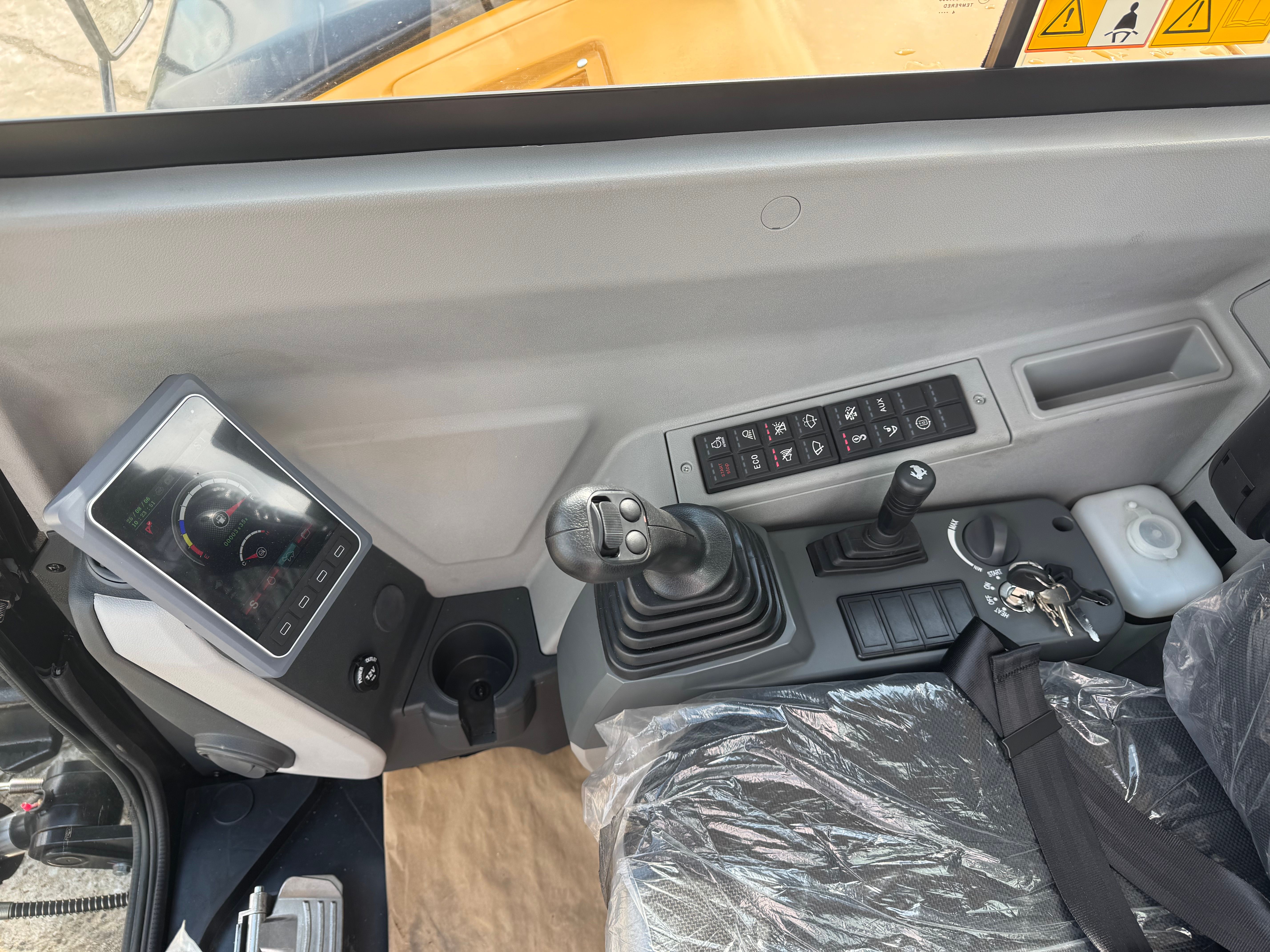 2025 SANY SY80U Photo 7 Thumbnail