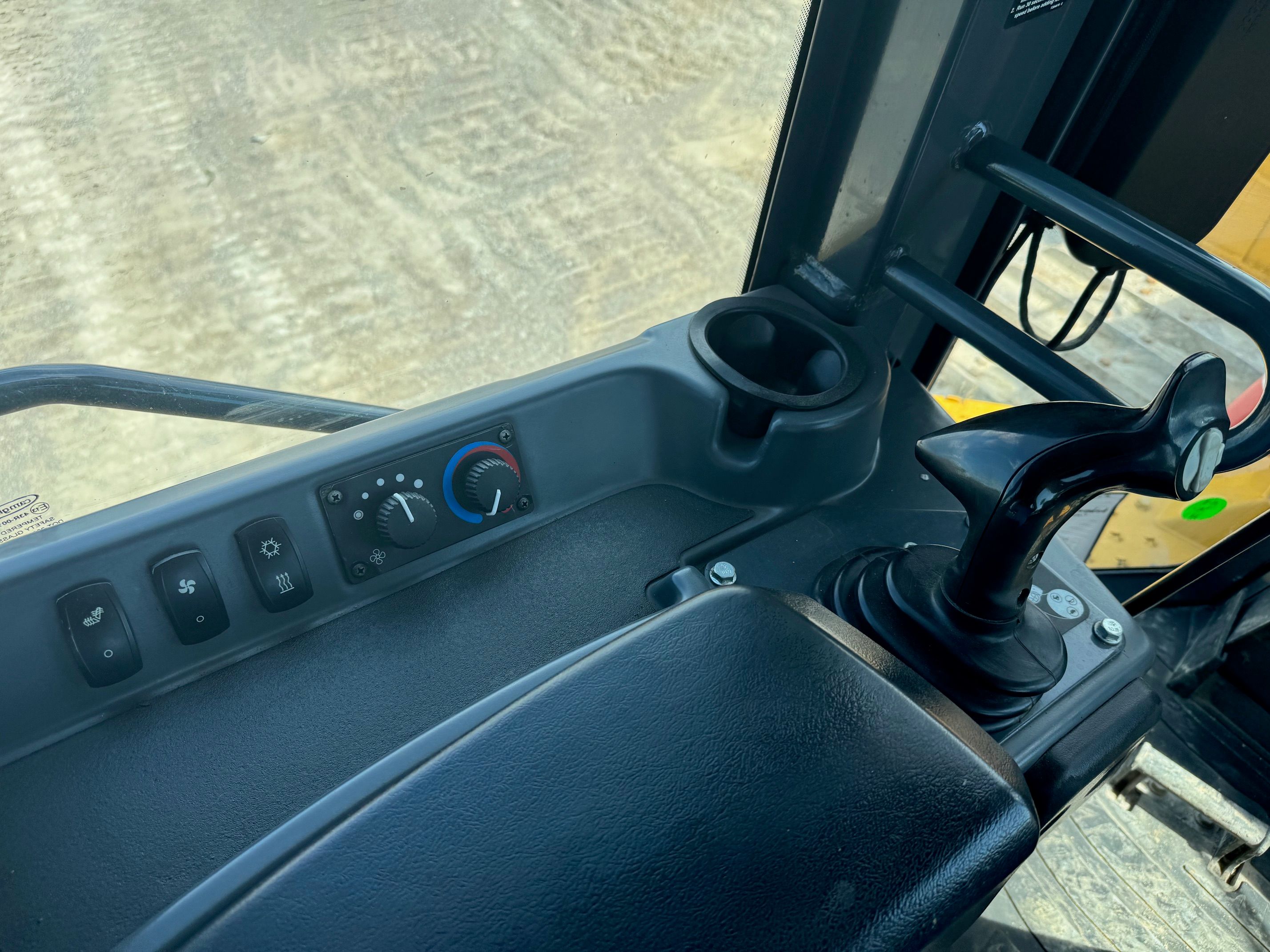 2017 JOHN DEERE 850K WLT Photo 10 Thumbnail