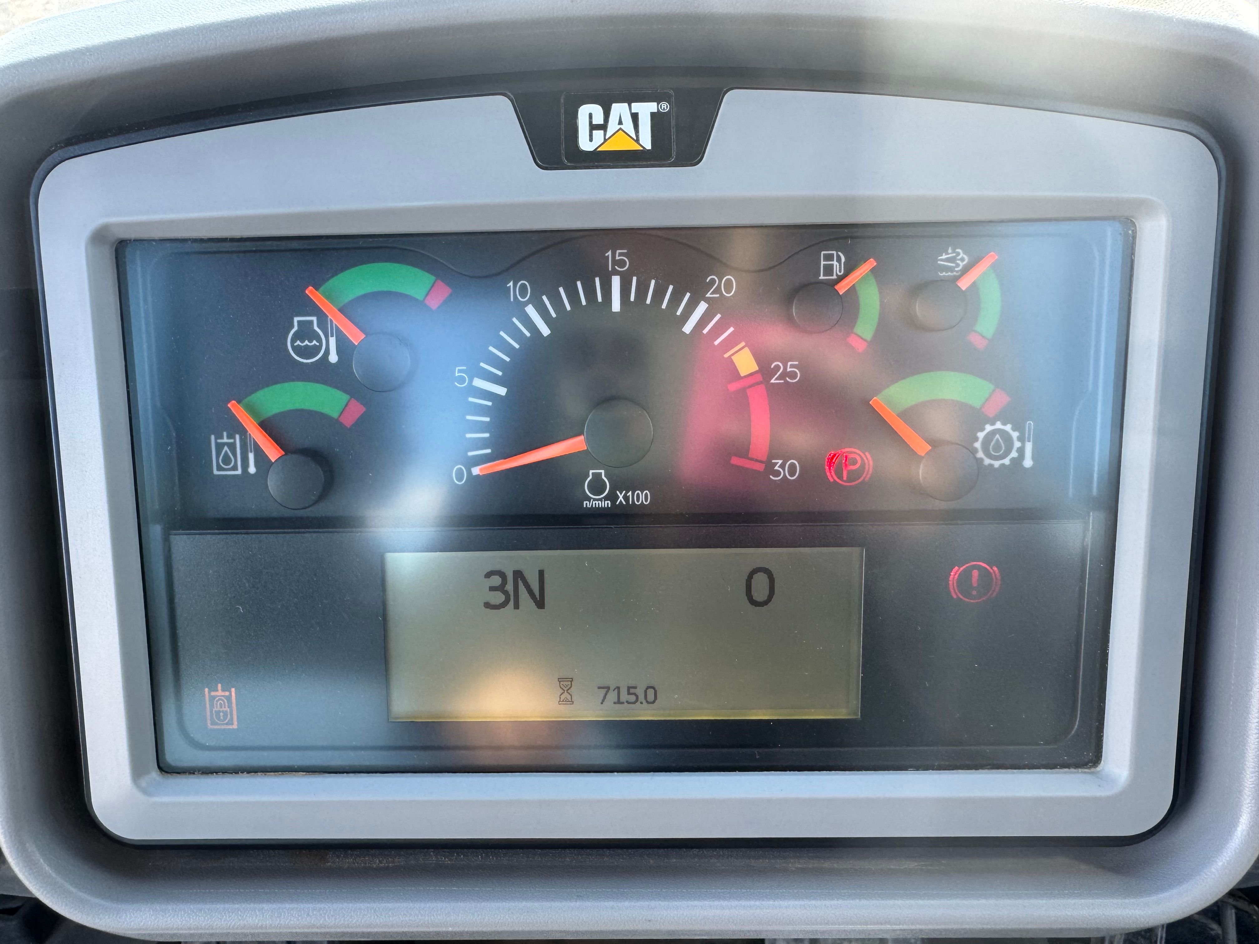 2024 CAT 815 Photo 9 Thumbnail