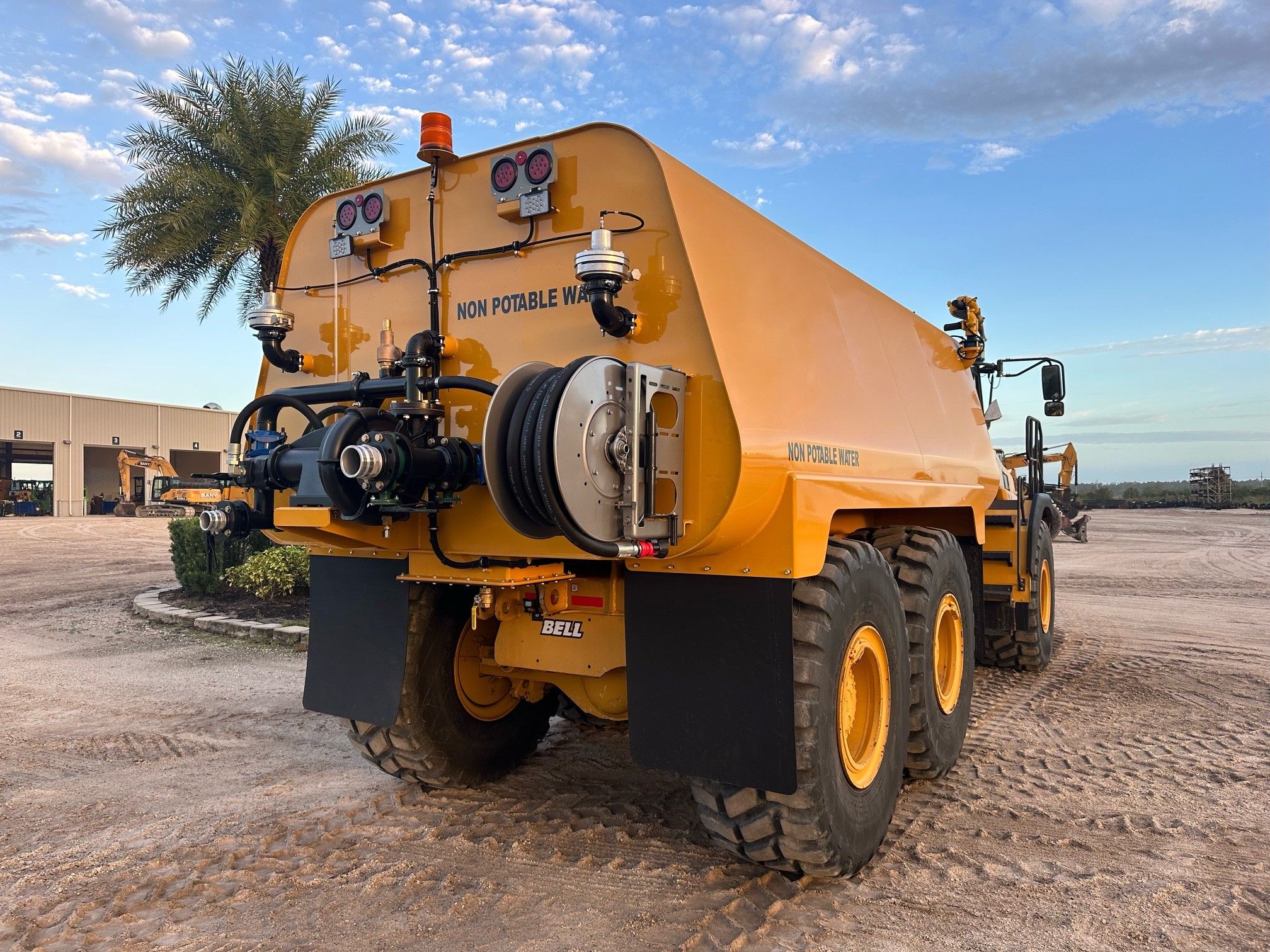 2021 BELL B25E Photo 4 Thumbnail