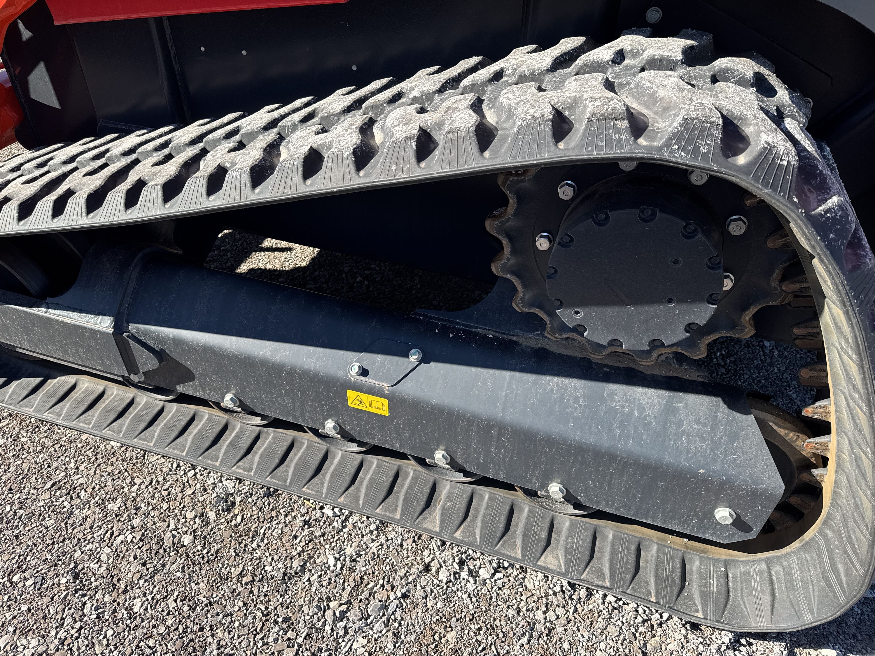 2024 KUBOTA SVL97-2HFC Photo 13 Thumbnail