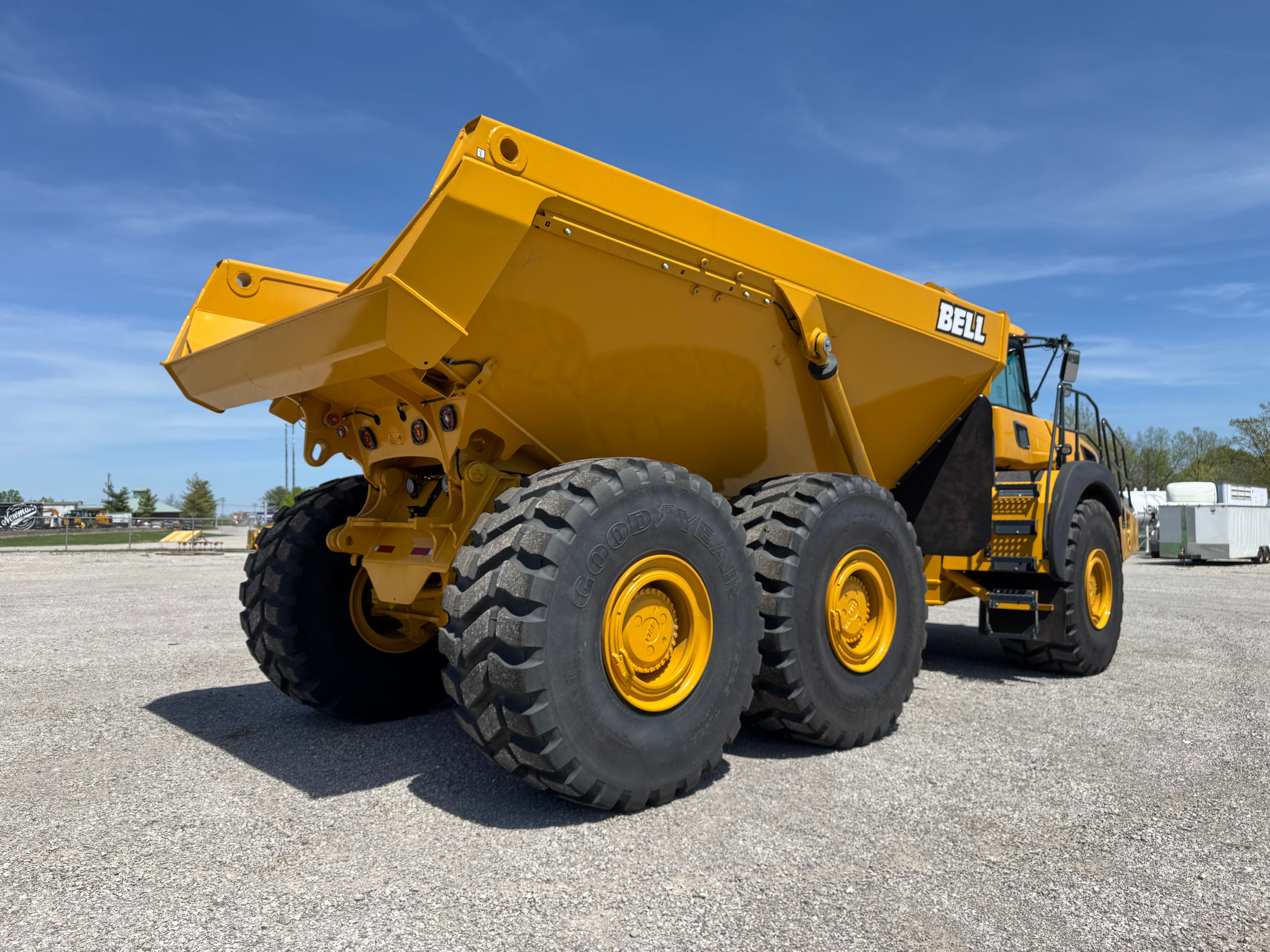 2025 BELL B45E Photo 9 Thumbnail