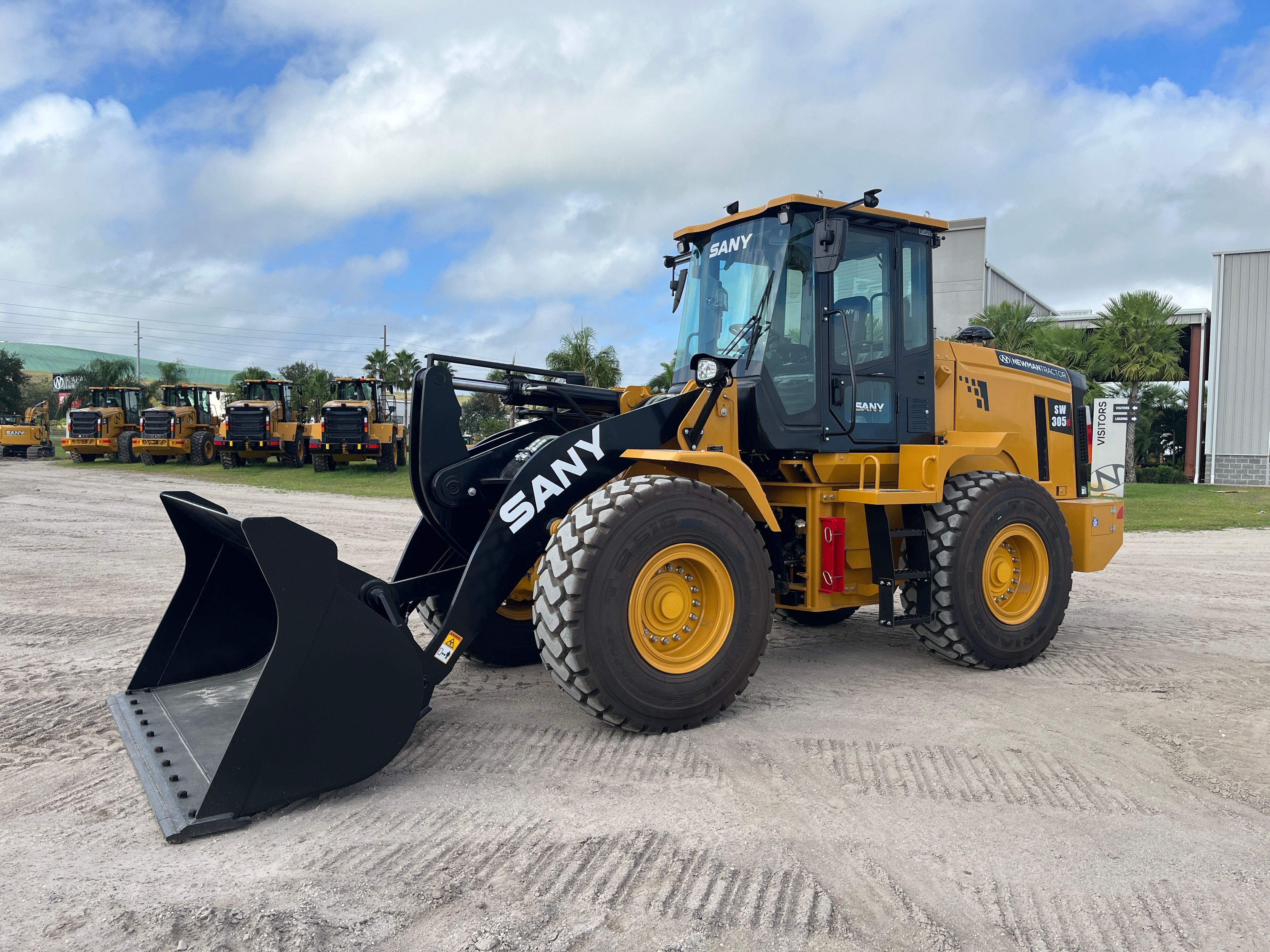 2025 SANY SW305K Photo 1 Thumbnail