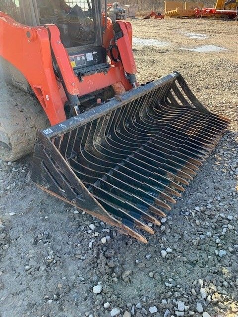 84" SKID STEER ROCK BUCKET Photo 3 Thumbnail
