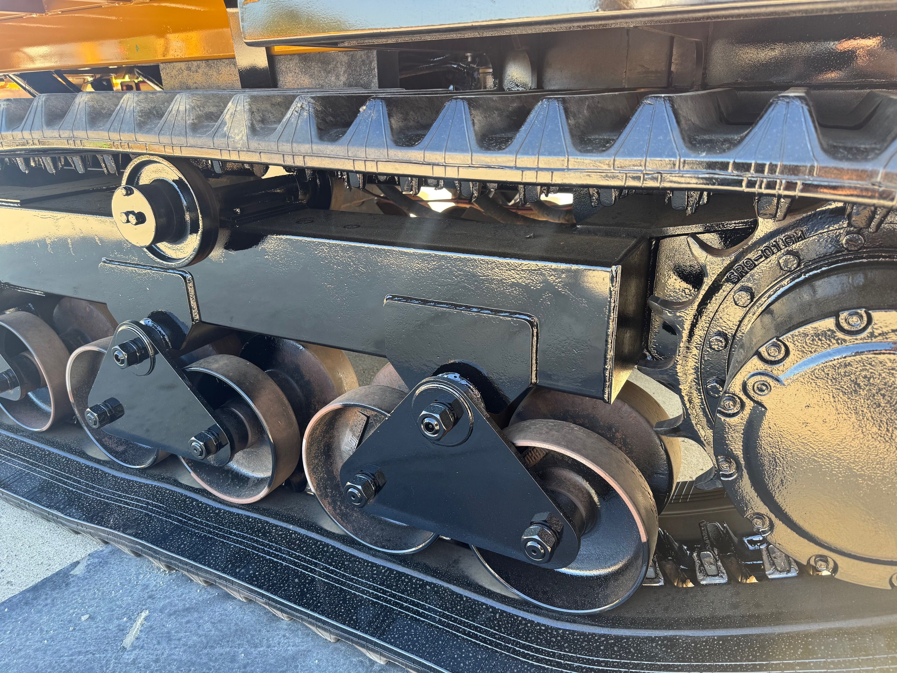 2017 MOROOKA MST 800VD Photo 5 Thumbnail