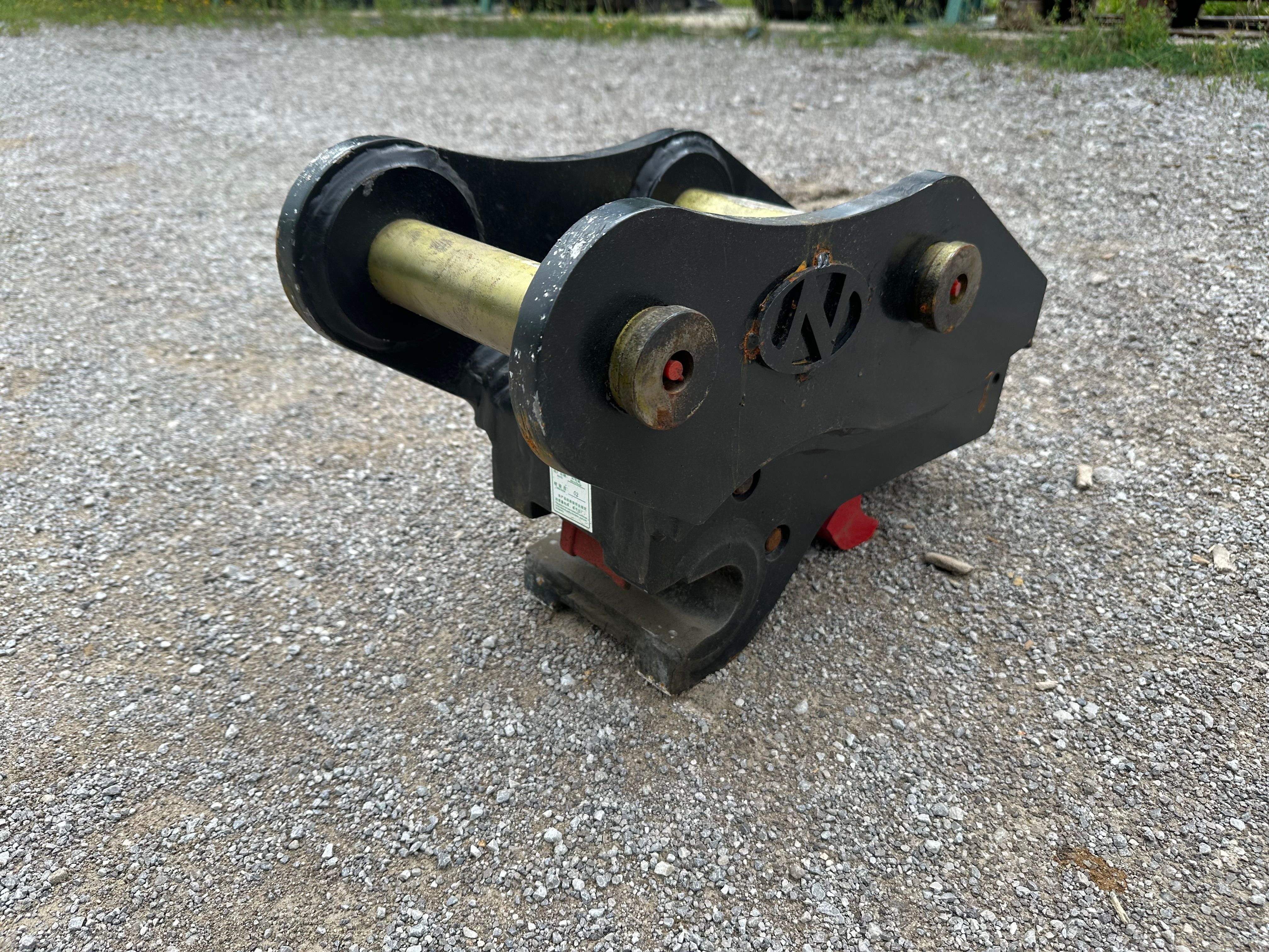 QCH HYDRAULIC QUICK COUPLER FOR SY60C Photo 1 Thumbnail