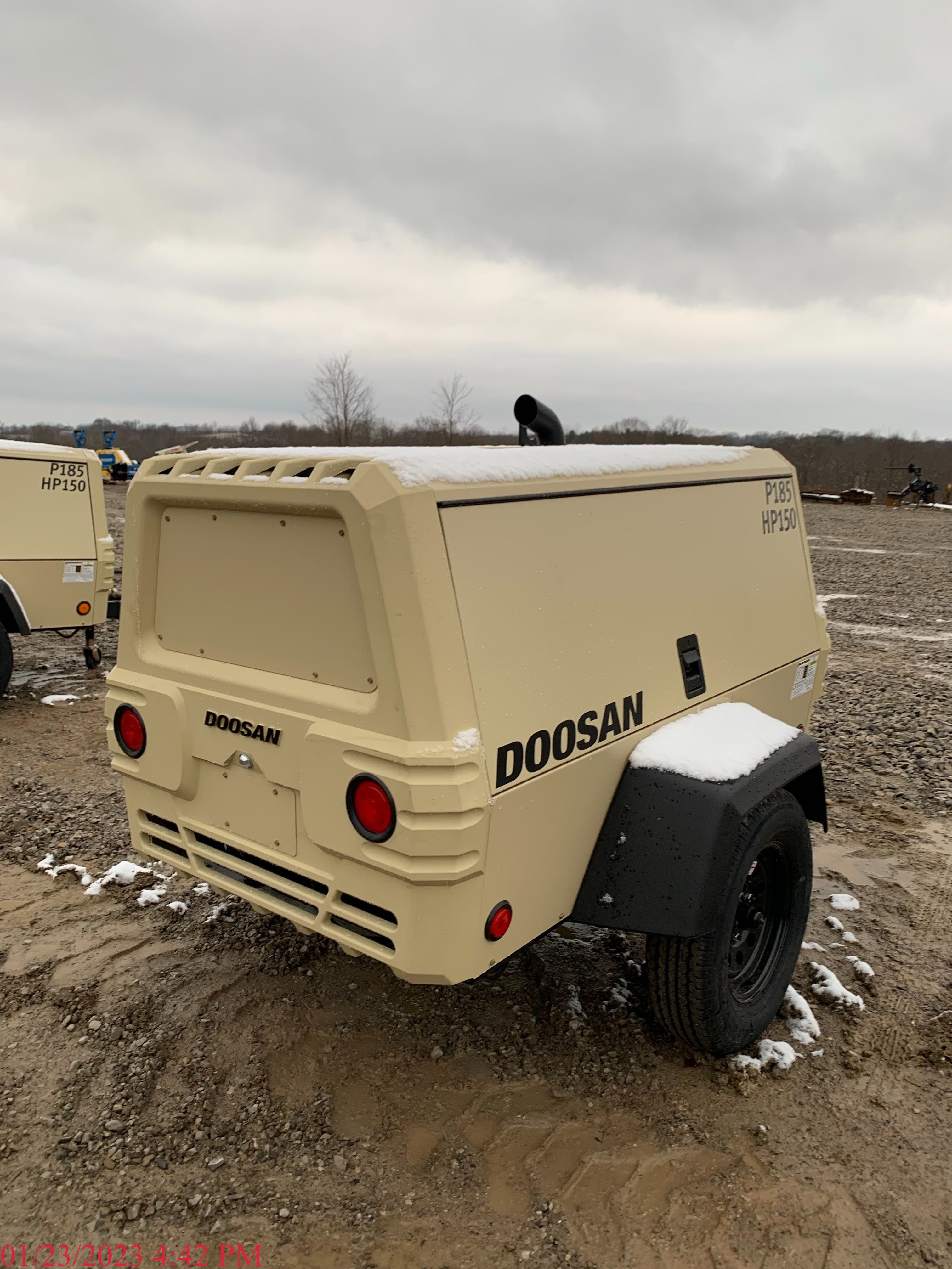 2023 DOOSAN P185 Photo 4 Thumbnail